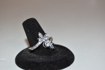 Vintage Sterling Silver CZ Ring sz 10