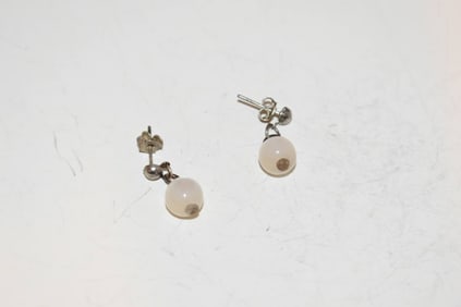 Vintage Sterling Silver Mother of Pearl post Earrings