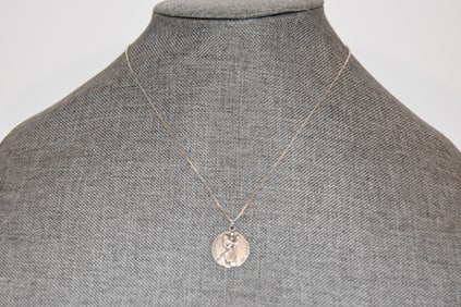 Vintage Sterling Silver St Christopher pendant Necklace 17"