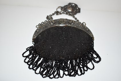Vintage beaded purse missing some beads