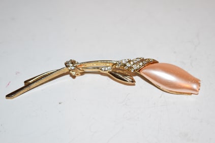 vintage goldtone rhinestone brooch