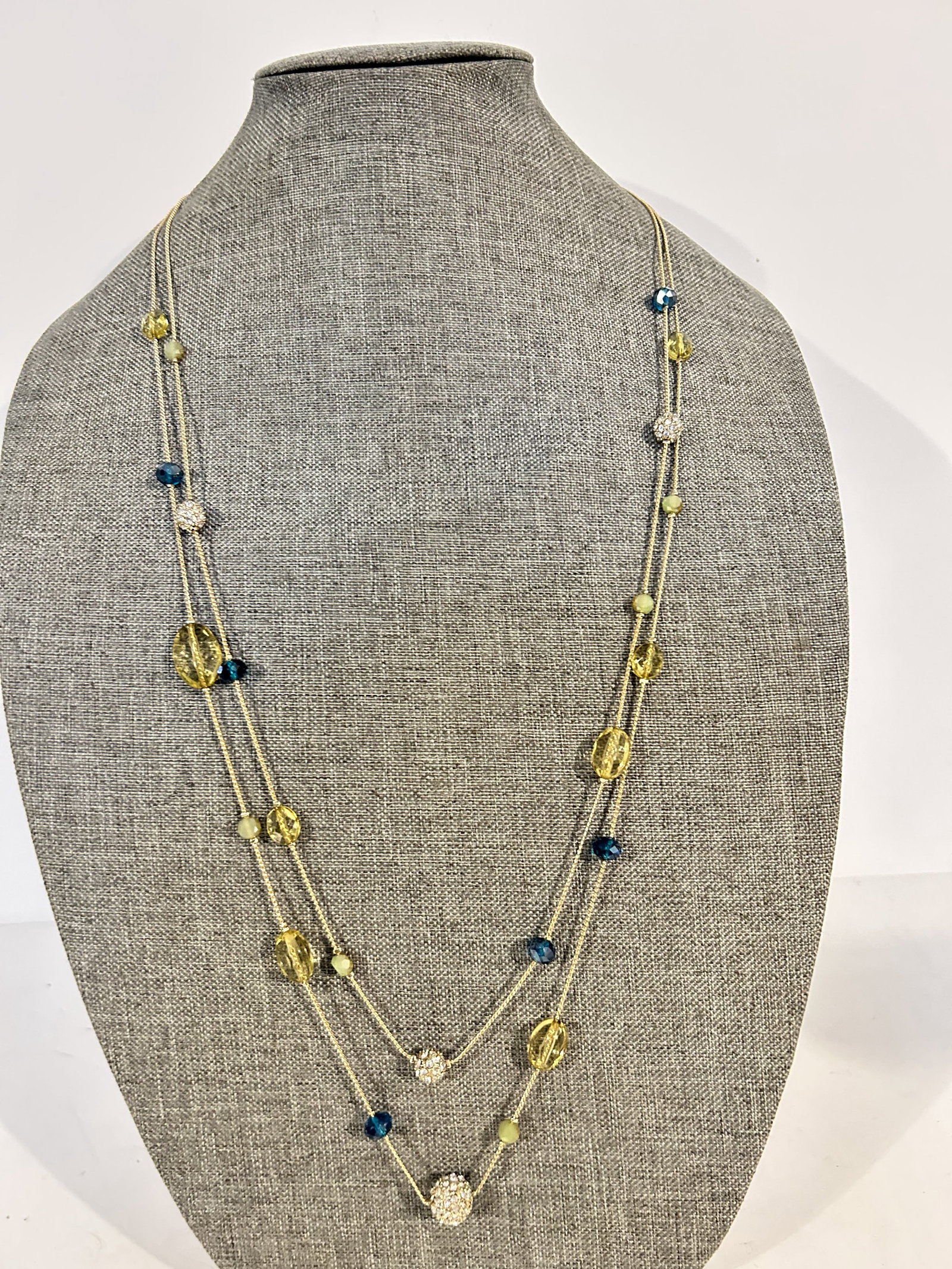 Vintage beaded glass Necklace (1 of 4)