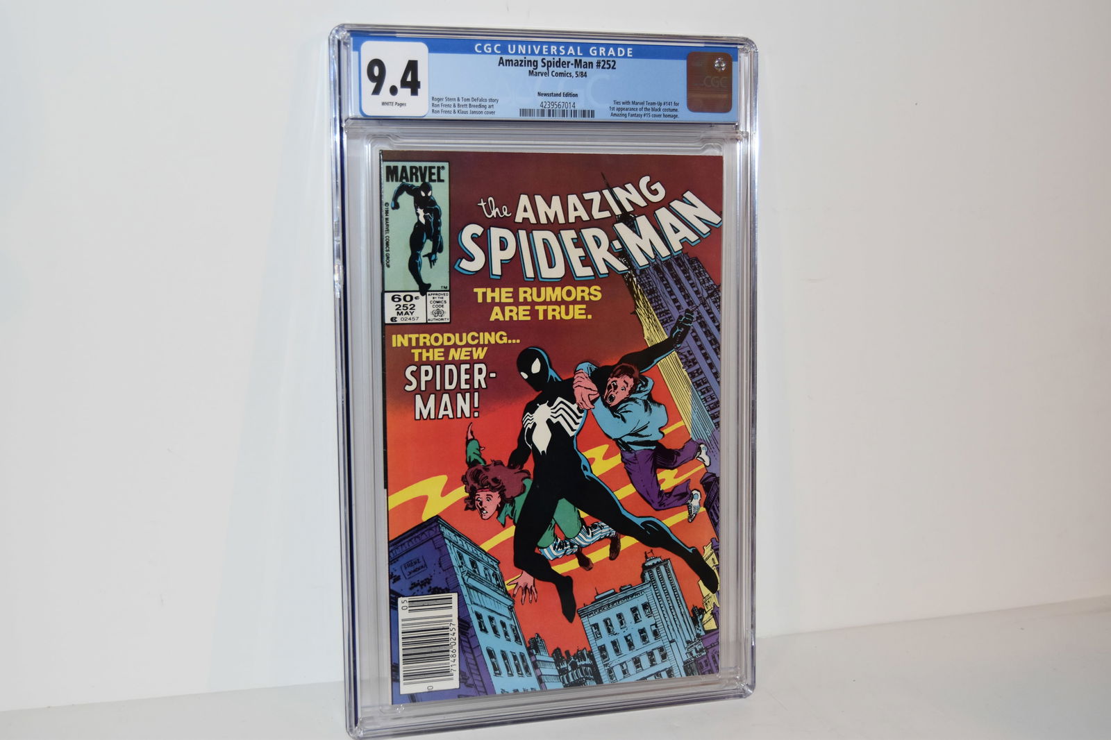 Vintage Comic Book Amazing Spider-Man #252 CGC 9.4 News Stand (1 of 2)