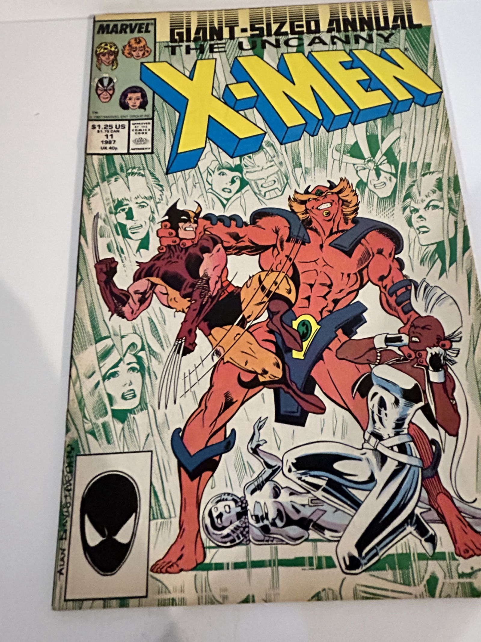 Vintage Comic Book x-men Annual # 11 (1 of 2)