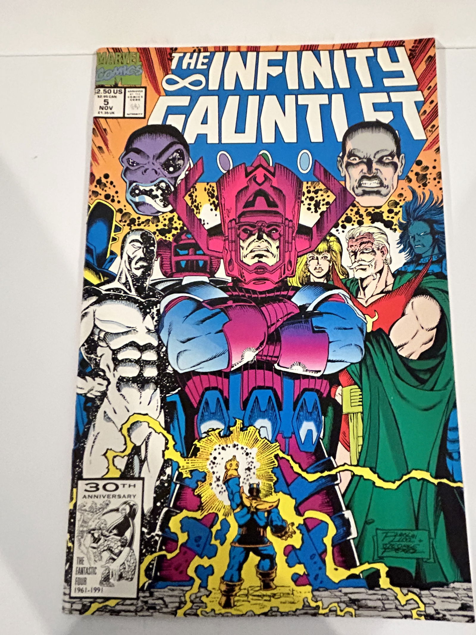Vintage Comic Book the infinity gauntlet # 5 (1 of 2)