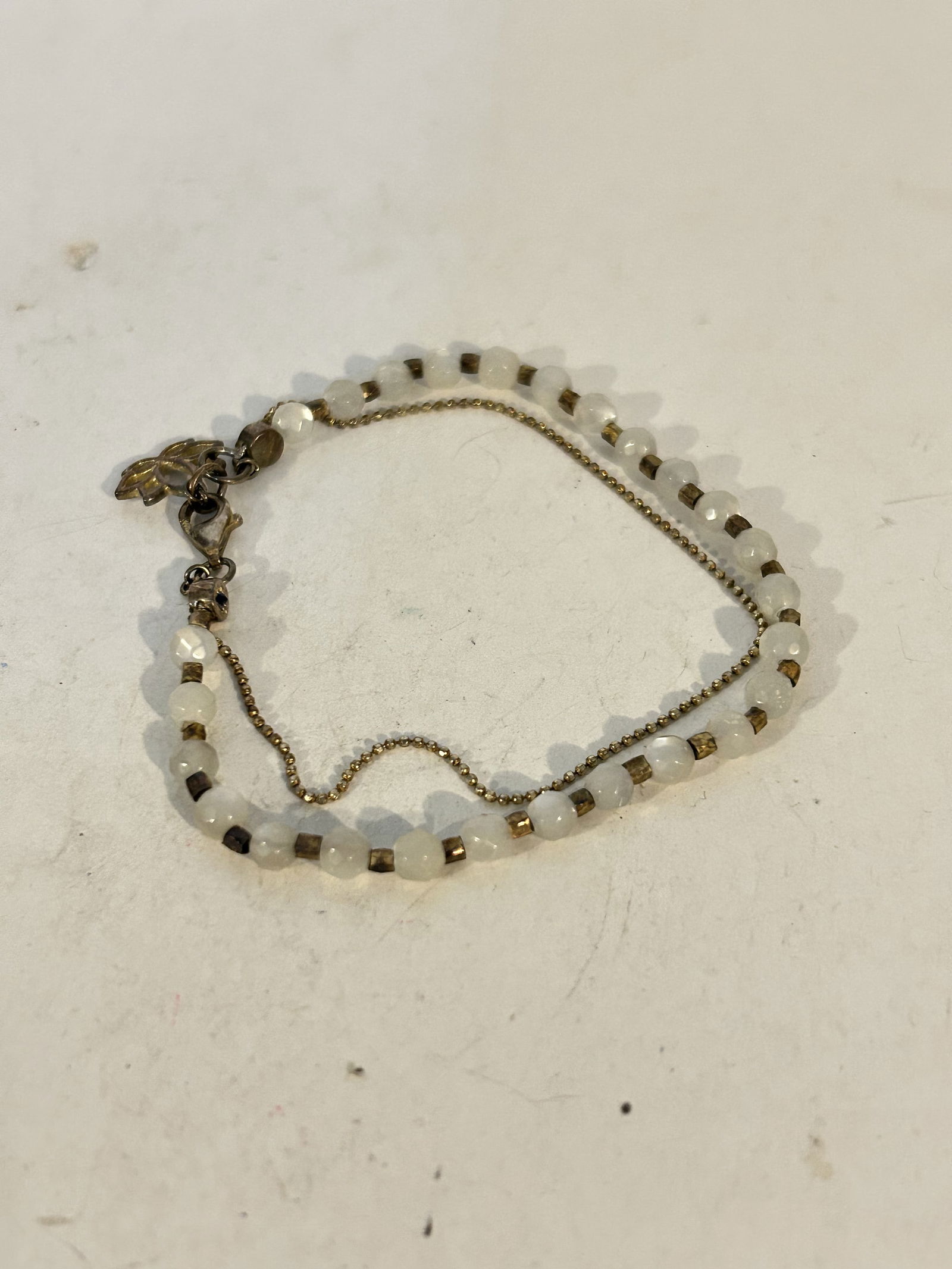 Vintage Sterling Silver beaded mother of pearl Bracelet sz 5": Vintage Sterling Silver beaded mother of pearl Bracelet sz 5" Please view all photos as they are part of the description and condition of this Item, Feel free to contact me with questions or picture r