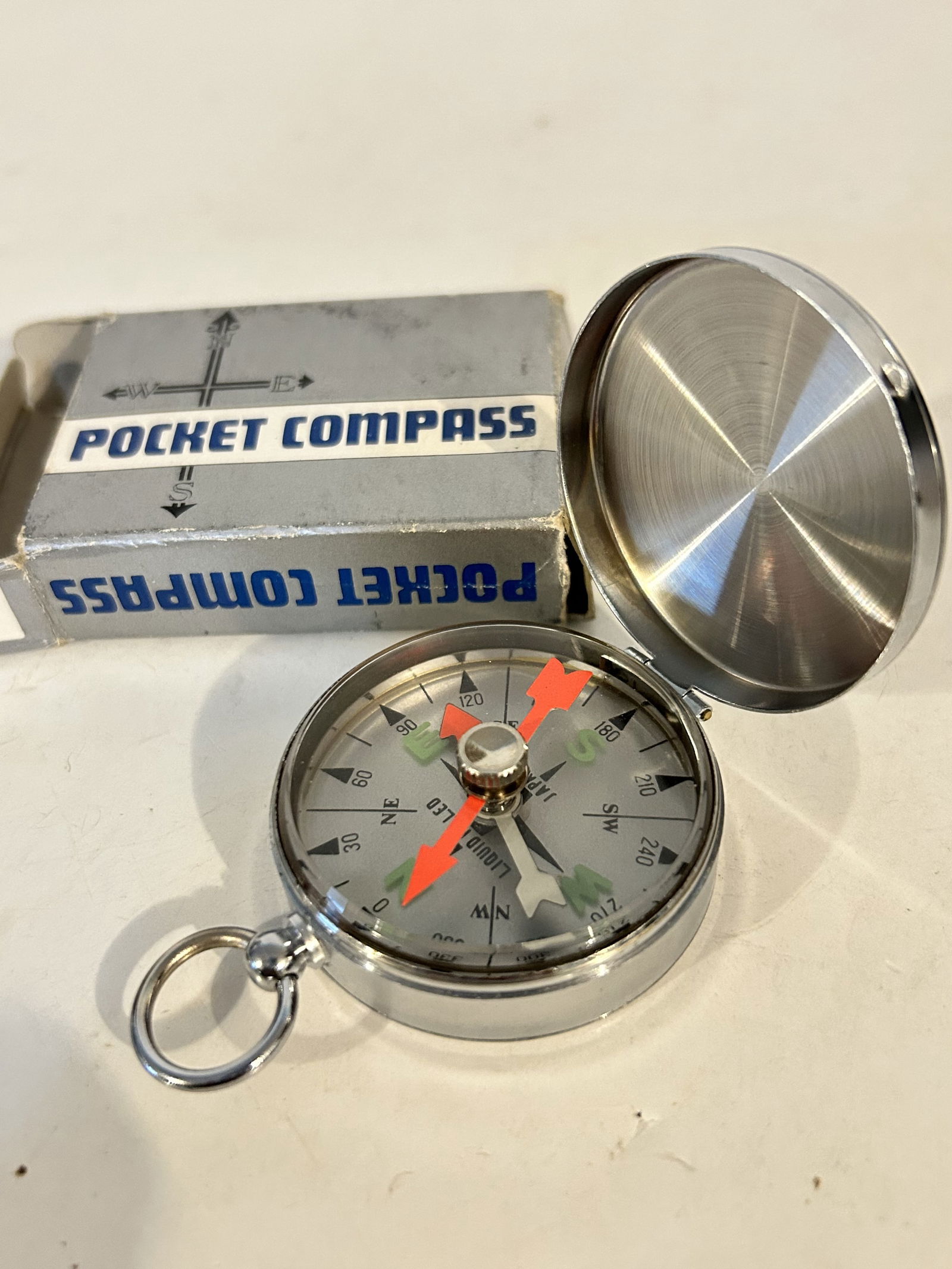 Vintage Japan Liquid Filled Compass glo in dark NEW (1 of 5)