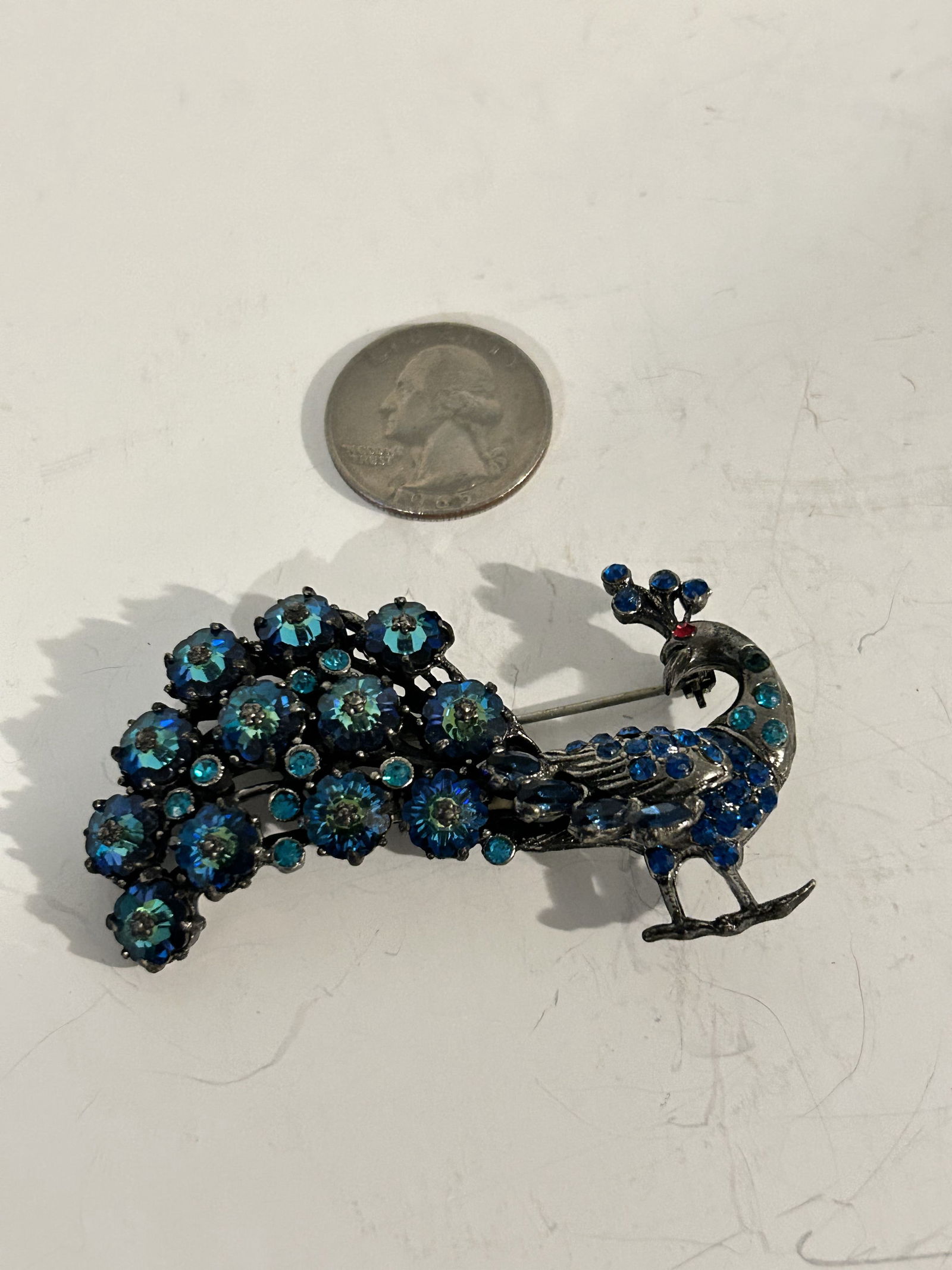 Signed Vintage Weiss Rhinestone Peacock Brooch in Japanned Metal. Stunning Piece 2 3/4" (1 of 5)