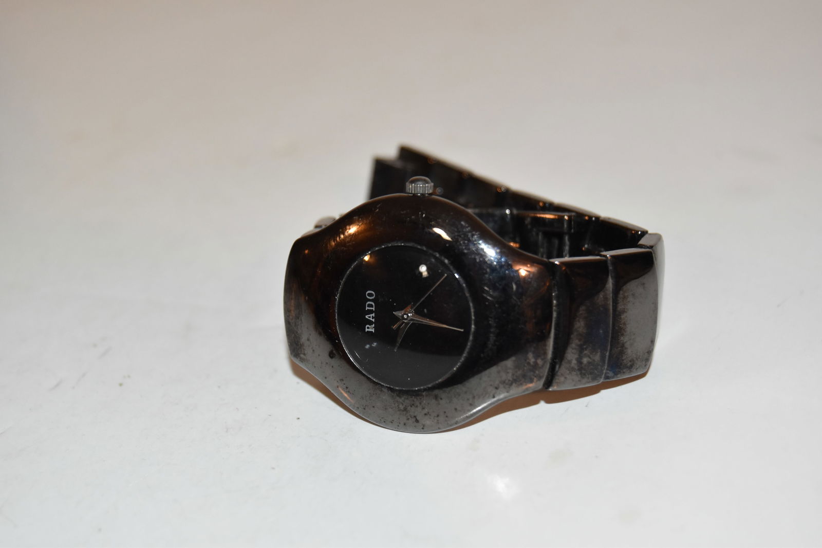 Rado Watch Men's Quartz 35mm Round Black Swiss Made works great!!! (1 of 5)