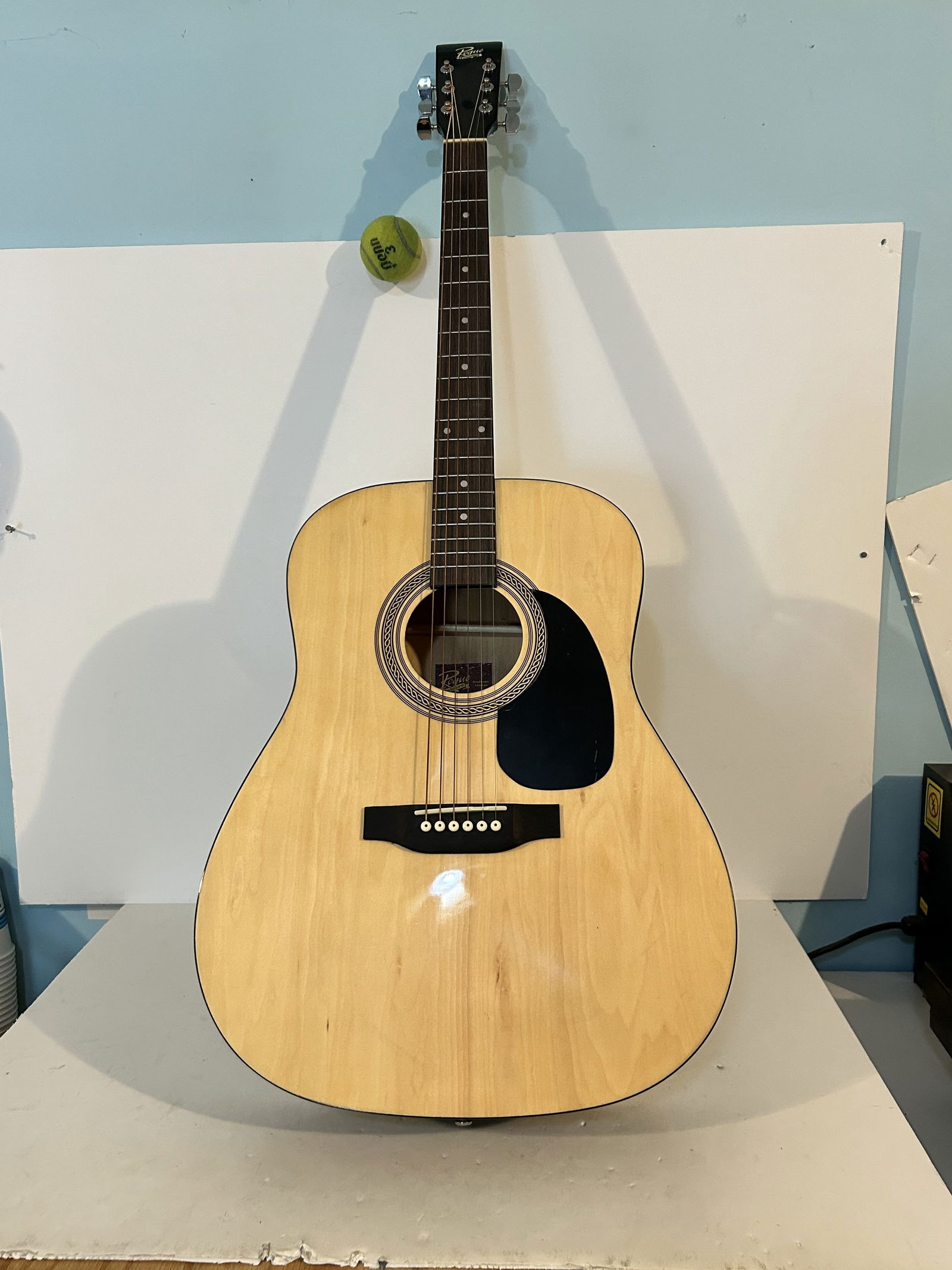 Rogue RA-090 Concert Acoustic Guitar Natural Nice!!!! (1 of 6)