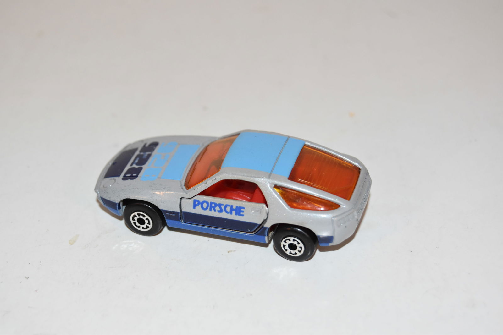 Matchbox Porsche 928 car in grey and Blue Vintage Diecast Toy Model Car New (1 of 5)