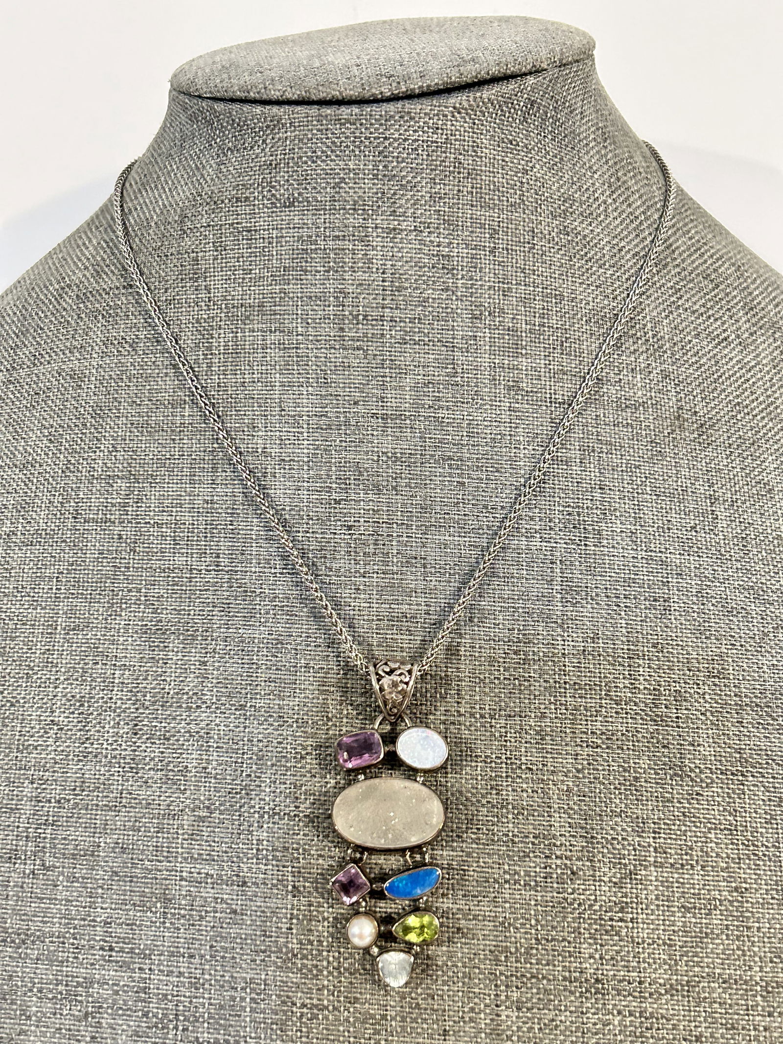 Vintage Sterling Silver gemstone pendant Necklace 18" (1 of 6)