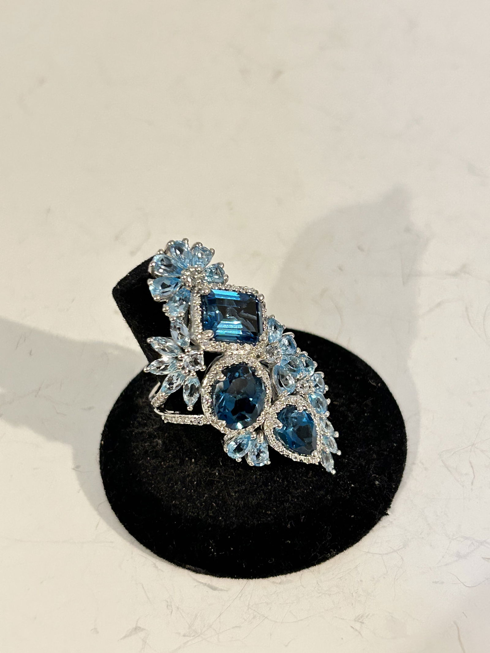 Vintage sterling silver tested Topaz india A/M ring sz 9 (1 of 5)