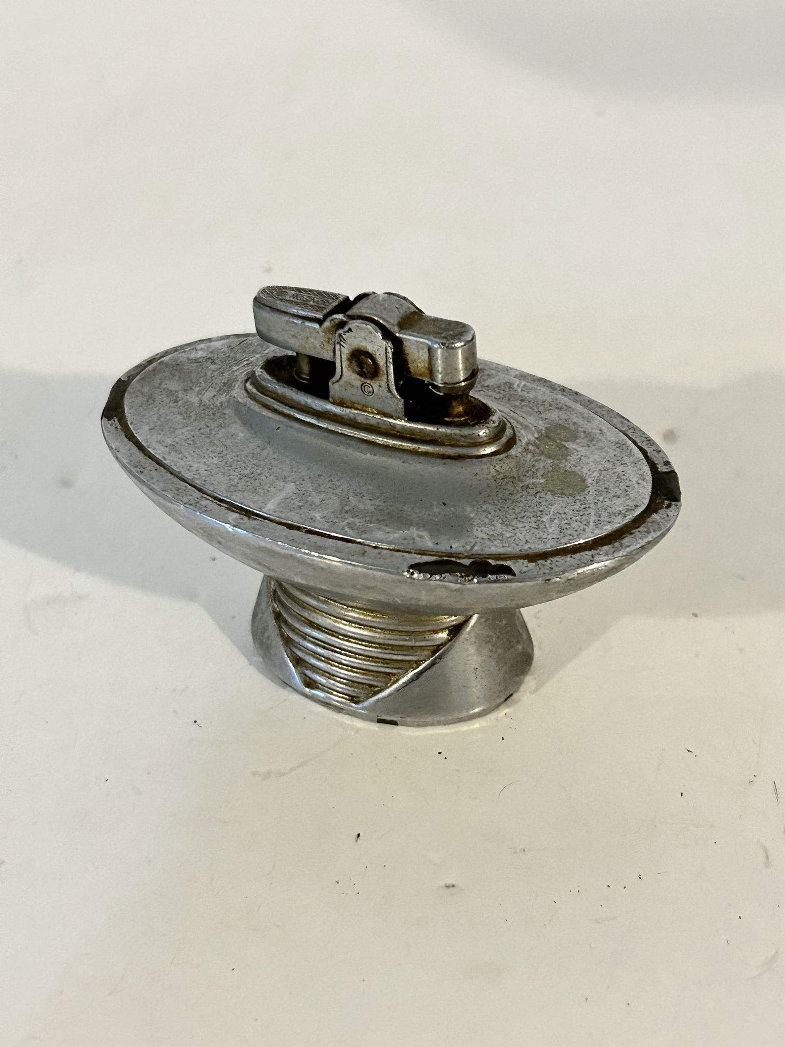 Vintage Ronson Tempo Table Lighter Working Condition Chrome Plated needs flint (1 of 5)