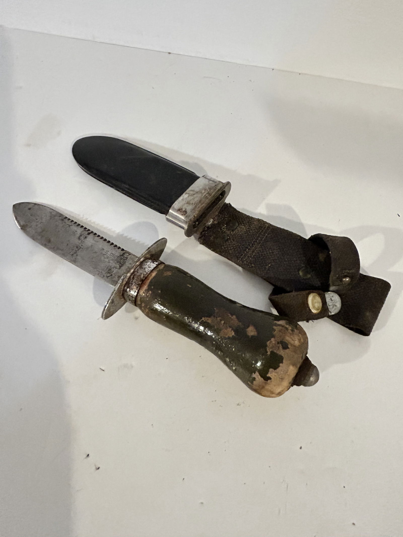 Aquasharp US Divers Knife green Wood Handle Sheath Case Vintage military (1 of 7)