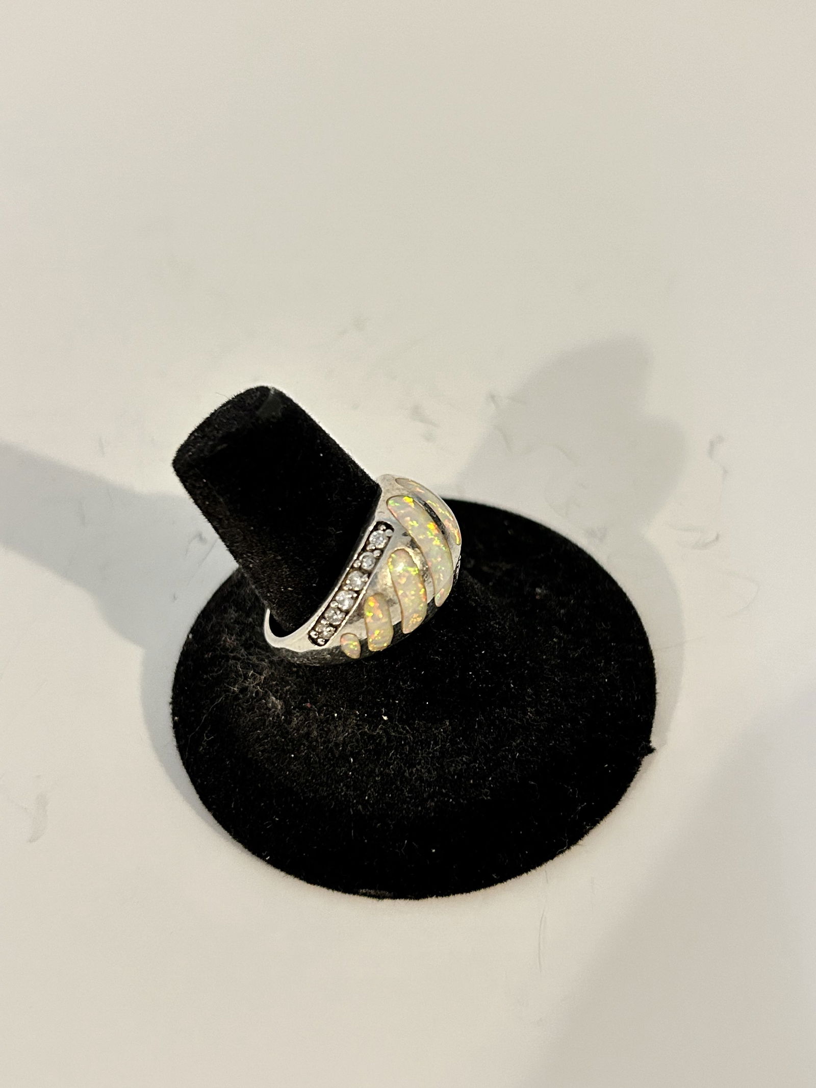 Vintage sterling silver pink opal ring sz 8 (1 of 5)