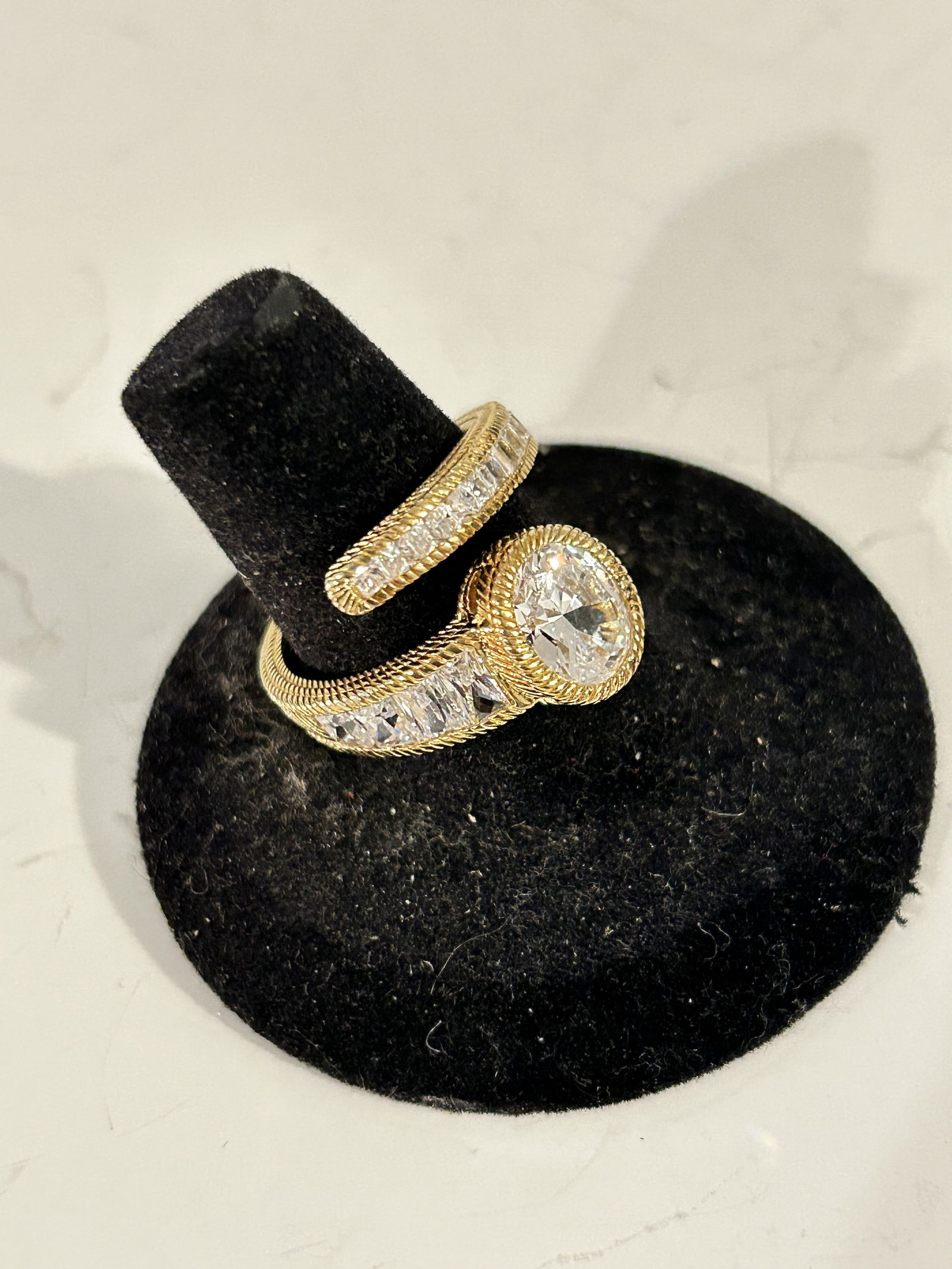 JUDITH RIPKA Sterling Silver 925 Cubic Zirconia ring vermeal sz 8 (1 of 6)