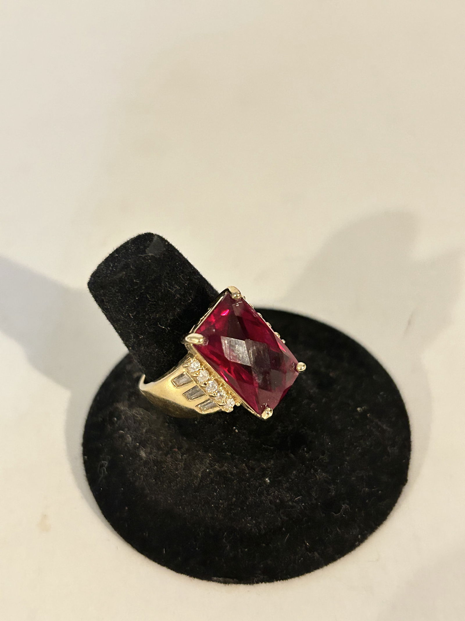 Vintage Sterling Silver Ruby vermeal Ring sz 7 (1 of 5)