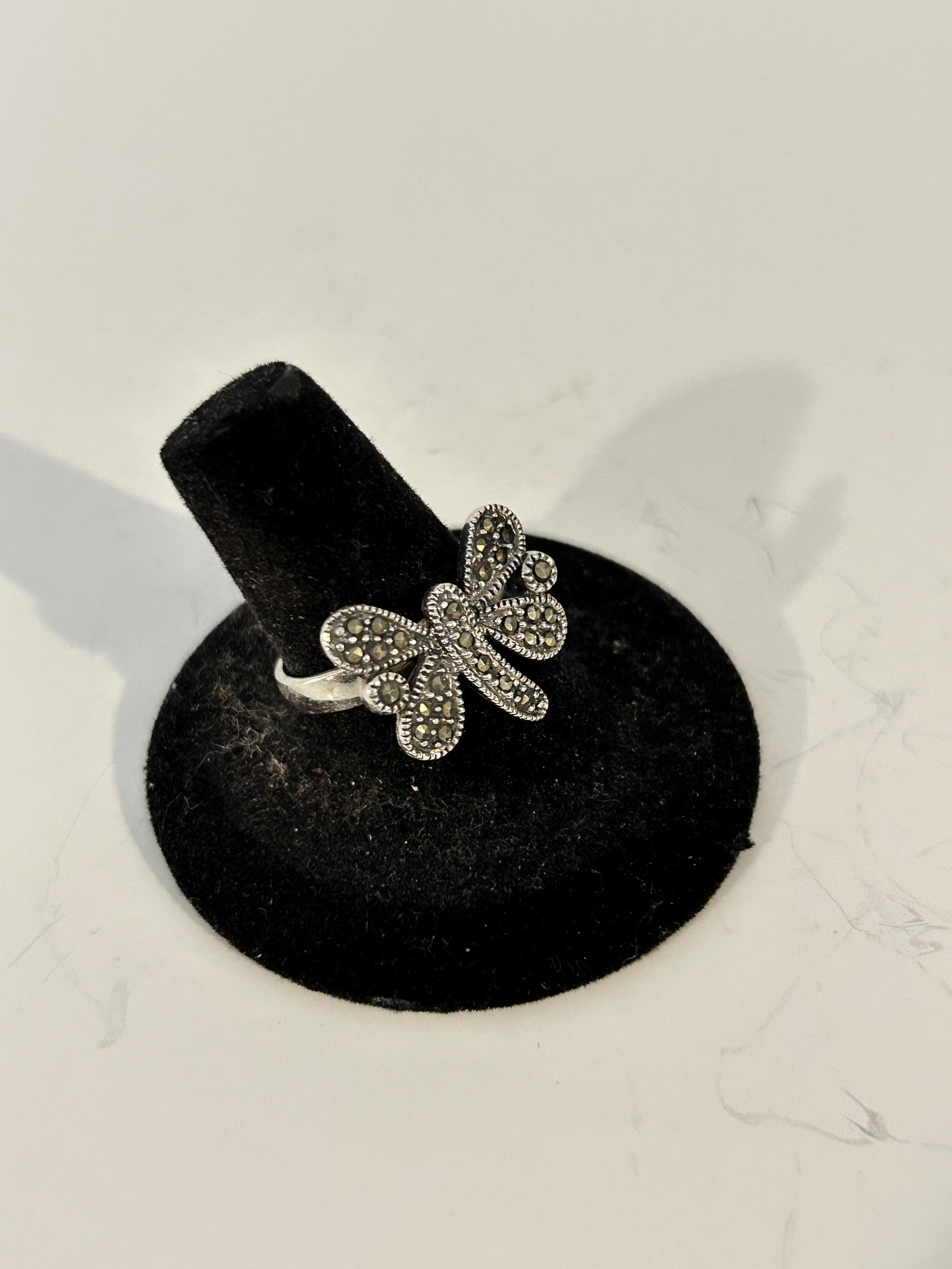 Vintage Sterling Silver marcasite butterfly Ring sz 8.5 (1 of 5)