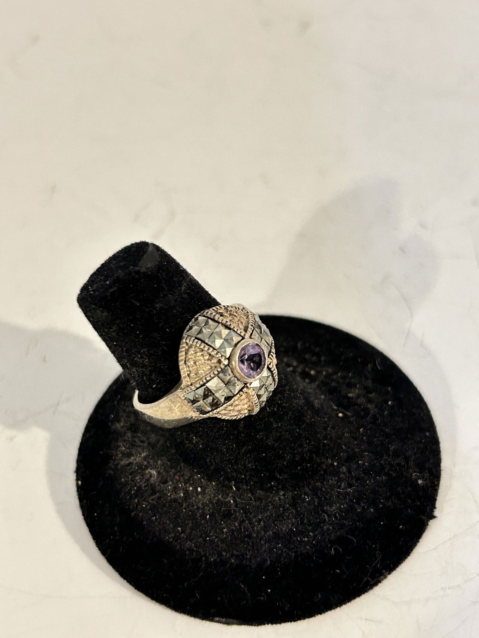 Vintage sterling silver marcasite dome ring sz 7 (1 of 5)
