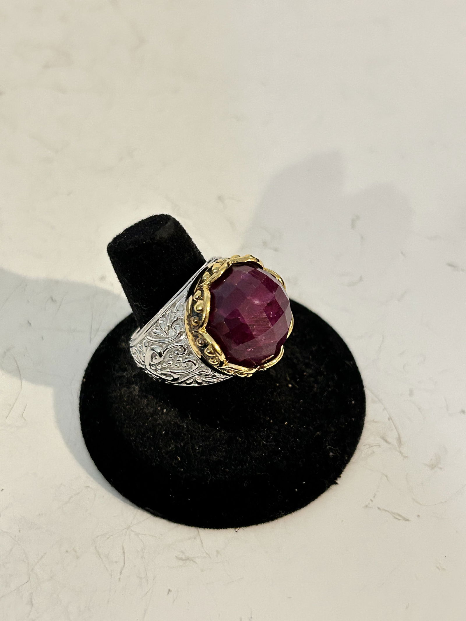Gems en Vogue Michael Valitutti NH Two-Tone Large Amethyst Ring sz 8 (1 of 6)