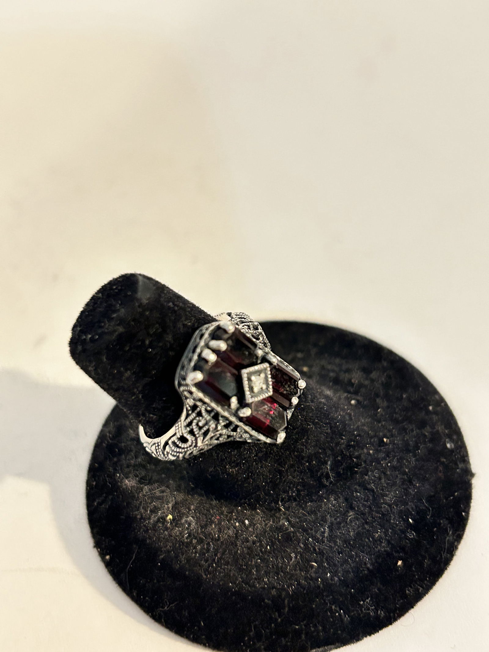 Vintage Sterling Silver Amethyst Ring sz 6 (1 of 5)