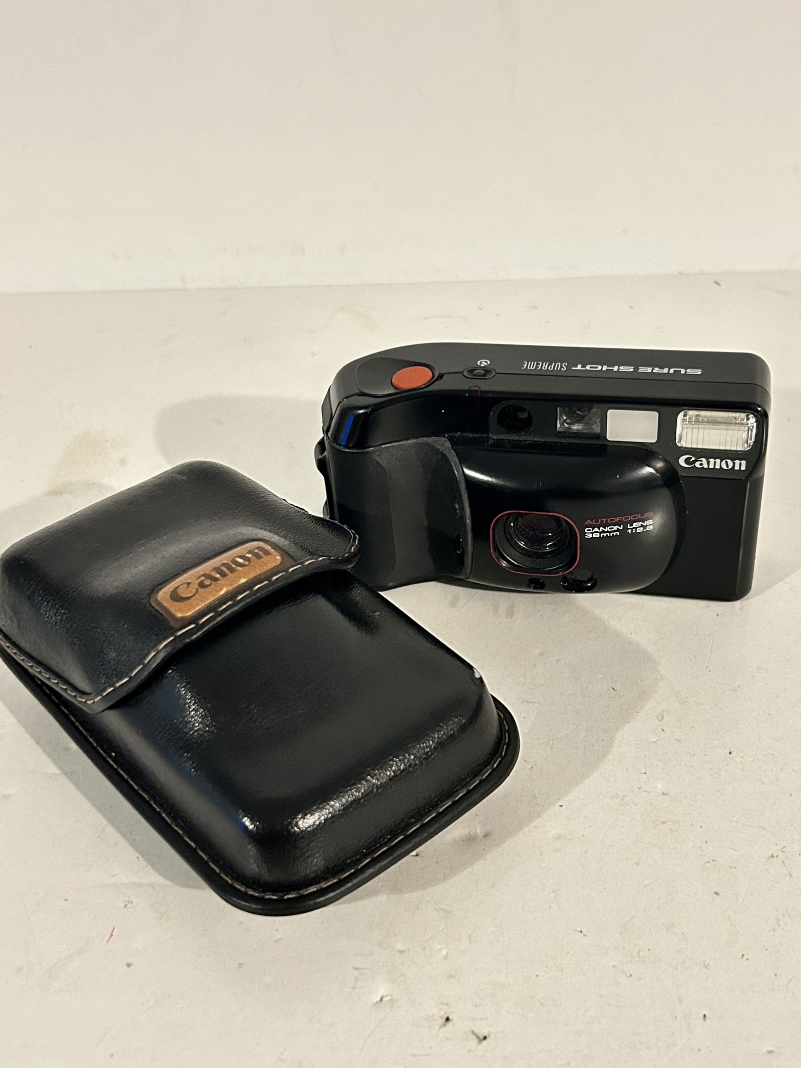Canon Sure Shot Supreme Point & Shoot 35mm Film Camera Tested Works: Canon Sure Shot Supreme Point & Shoot 35mm Film Camera Tested Works Please view all photos as they are part of the description and condition of this Item, Feel free to contact me with questions or pic