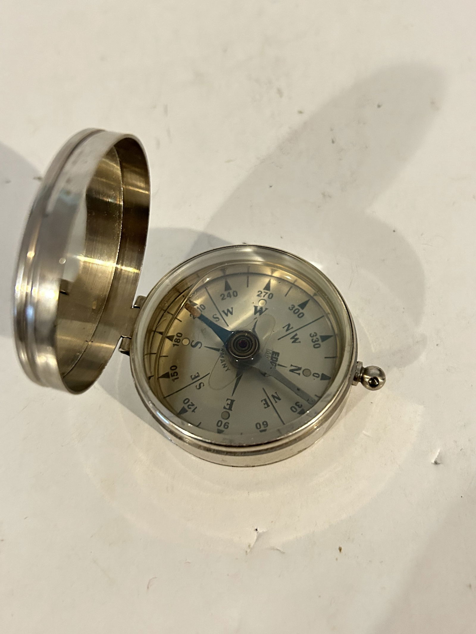 Edge mark compass made in W. Germany liquid filled (1 of 5)