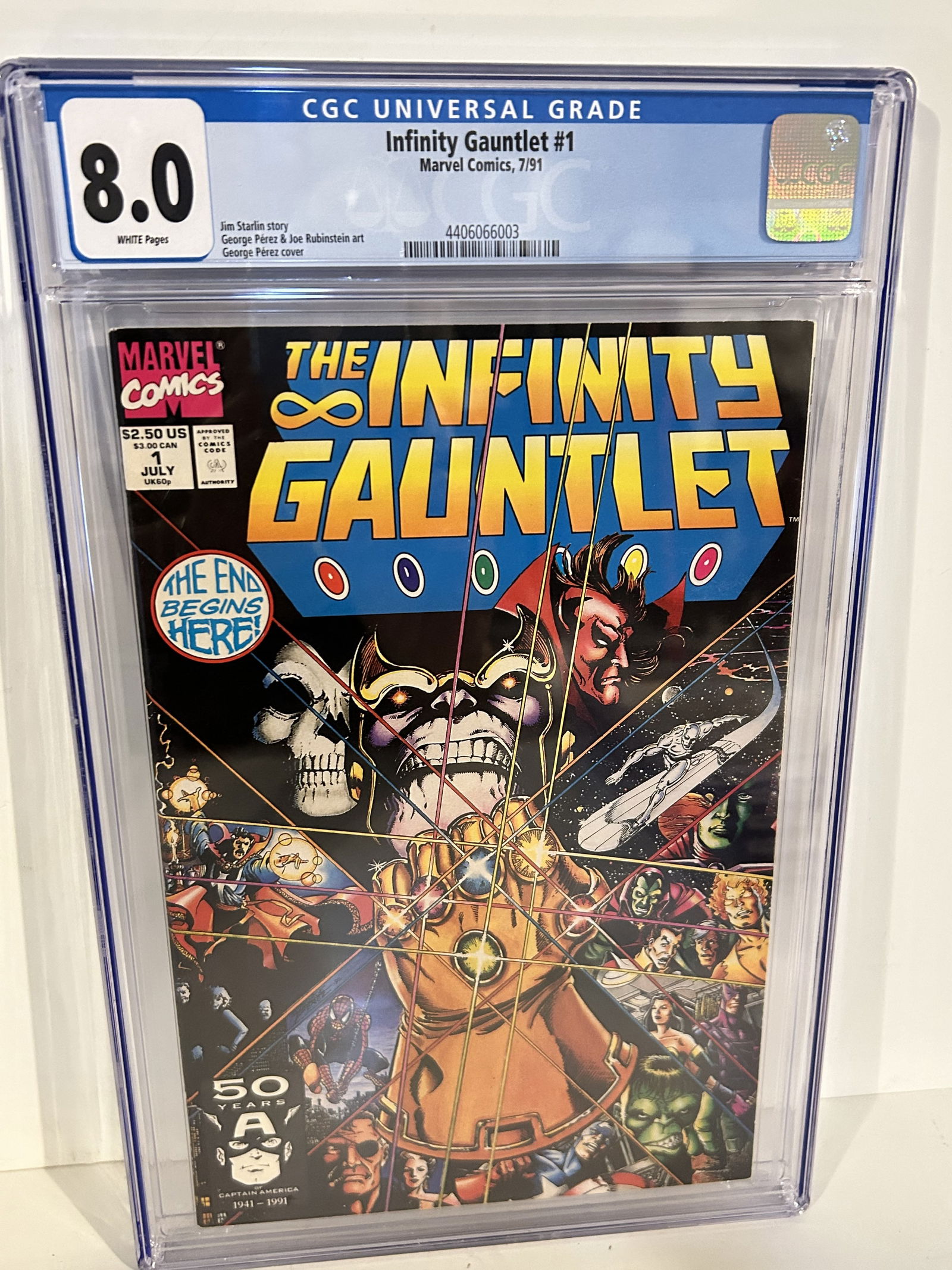 Vintage Comic Book CGC 8.0 infinity gauntlet # 1 (1 of 2)
