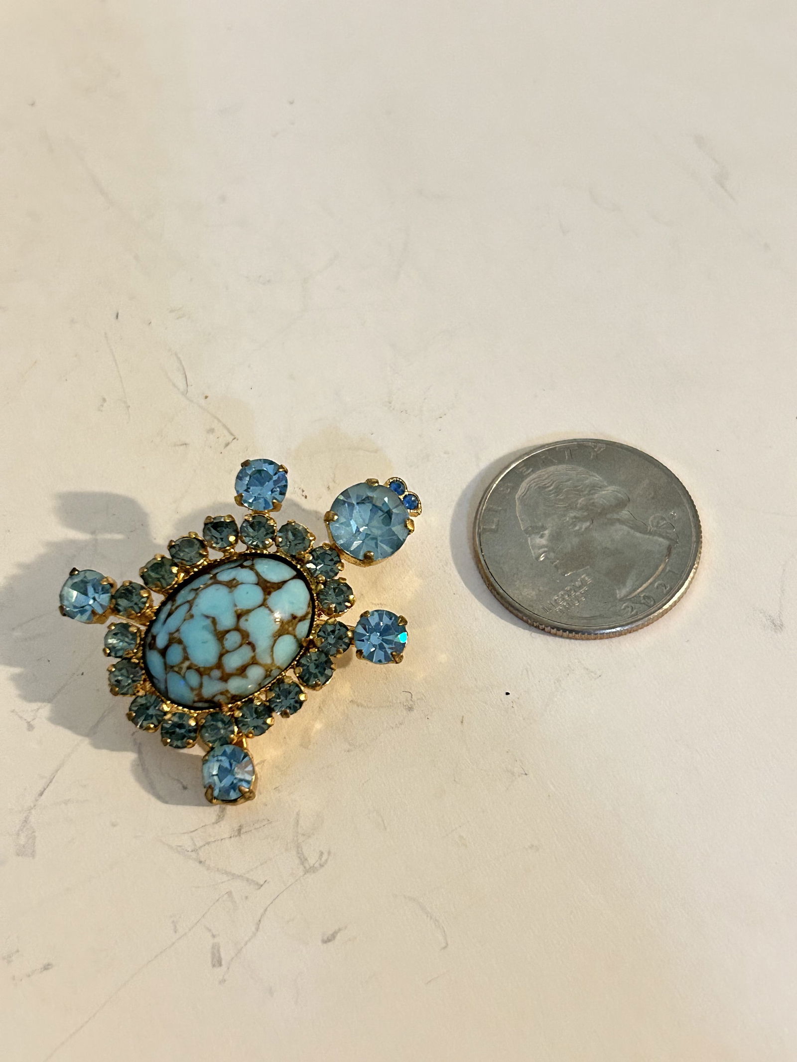 Vintage blue rhinestone turtle Brooch (1 of 4)