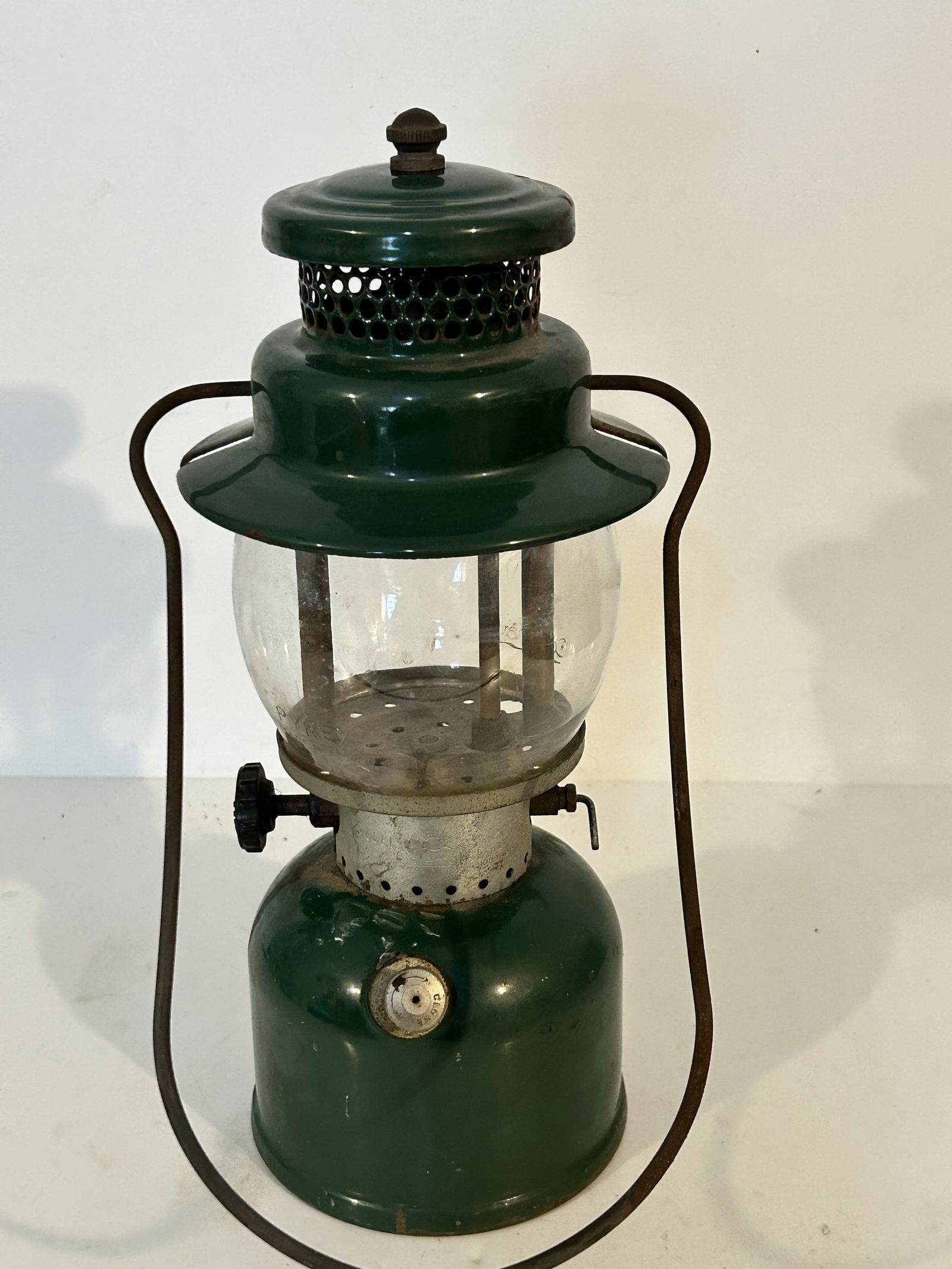 Vintage Coleman Lantern 242C Single Mantle Green Sunshine Pyrex 7 3: Vintage Coleman Lantern 242C Single Mantle Green Sunshine Pyrex 7 3 Please view all photos as they are part of the description and condition of this Item, Feel free to contact me with questions or pic