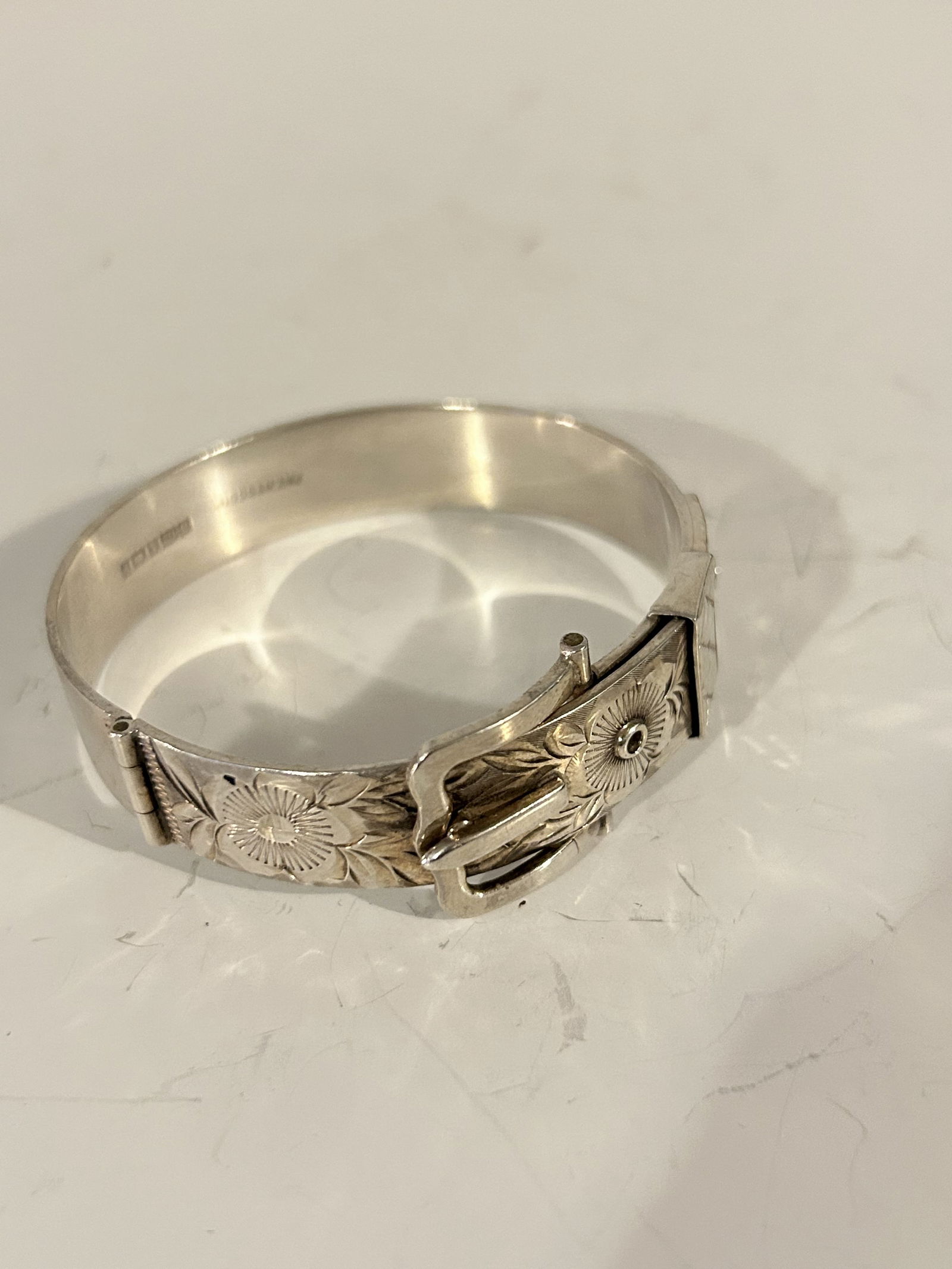 B Ltd Birmingham England Sterling Silver Hinged Bangle Bracelet Floral Design buckle 8" (1 of 5)
