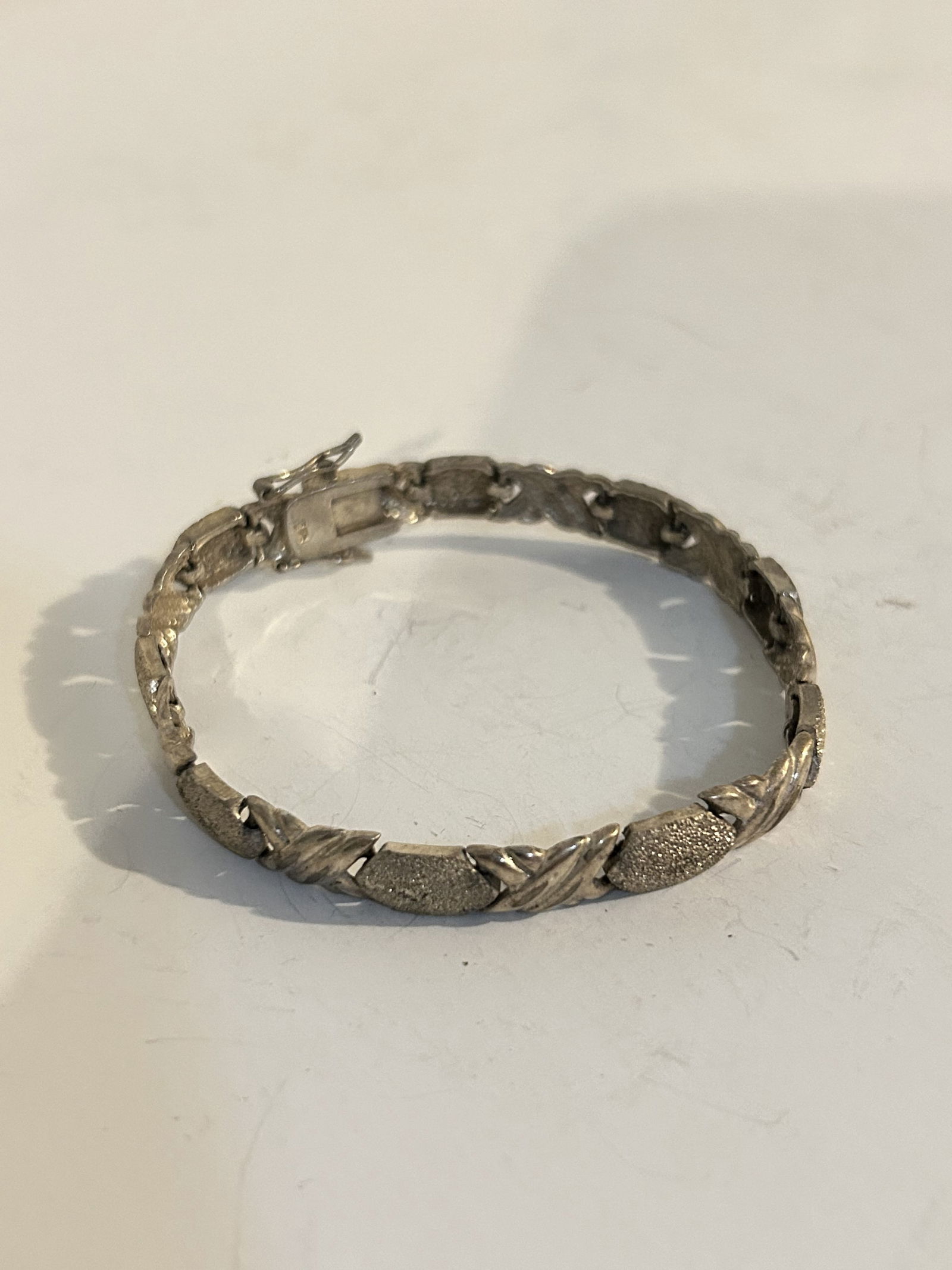 Vintage Sterling Silver XOXO Bracelet 7.5" (1 of 6)