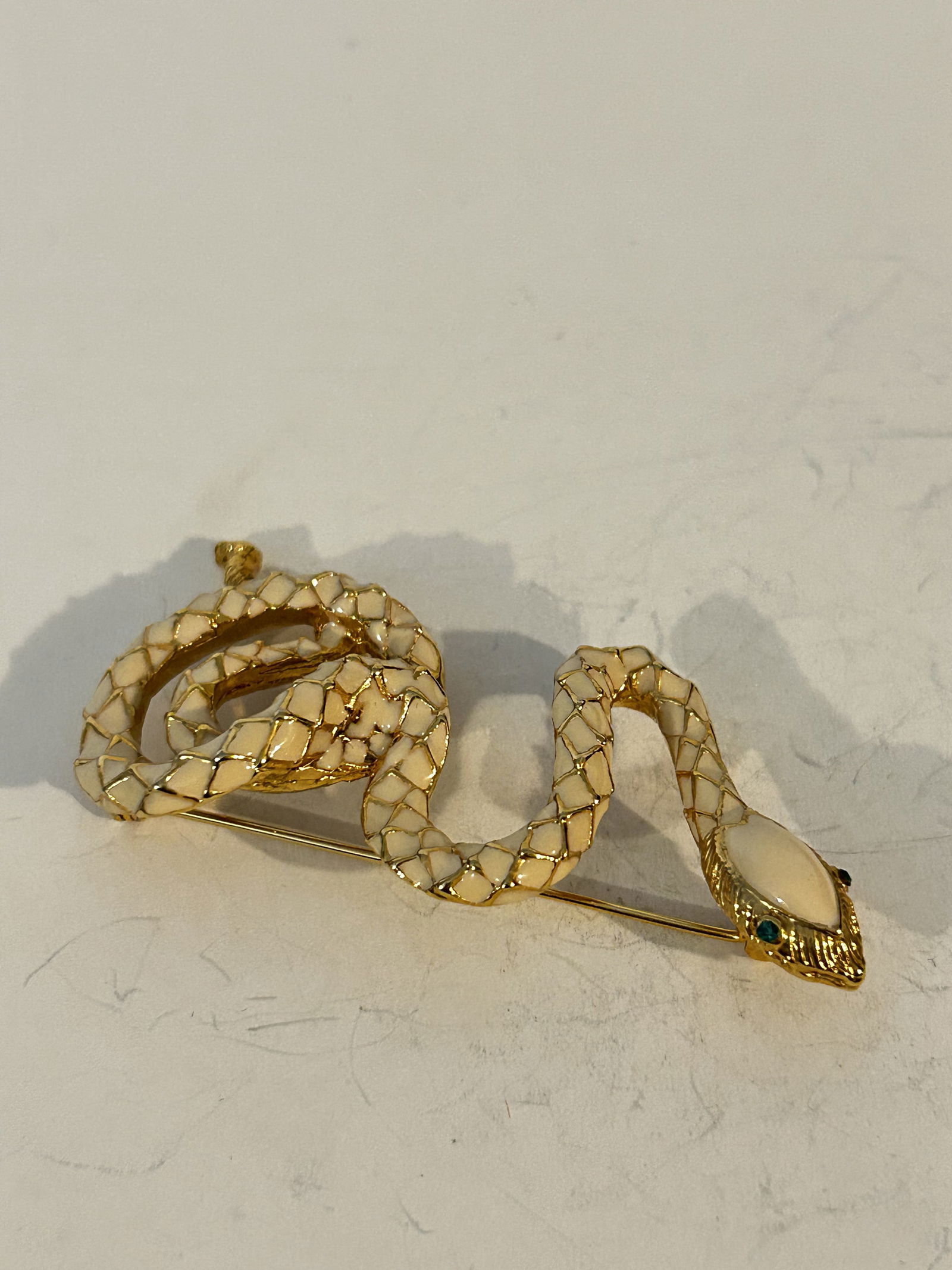 Vintage goldtone enamel green eye snake Brooch (1 of 4)