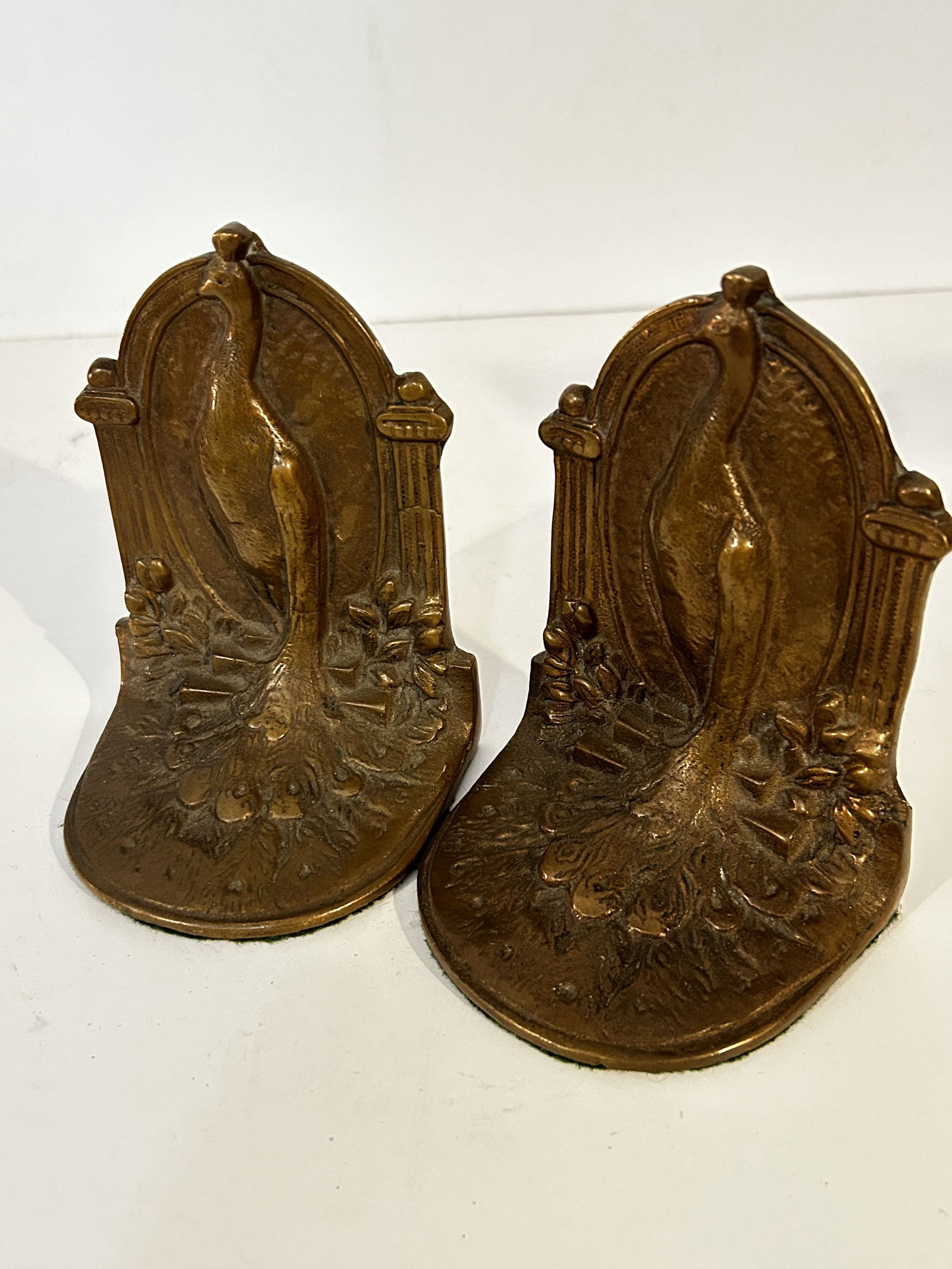 Vintage ART NOUVEAU Peacock Bookends (1 of 6)