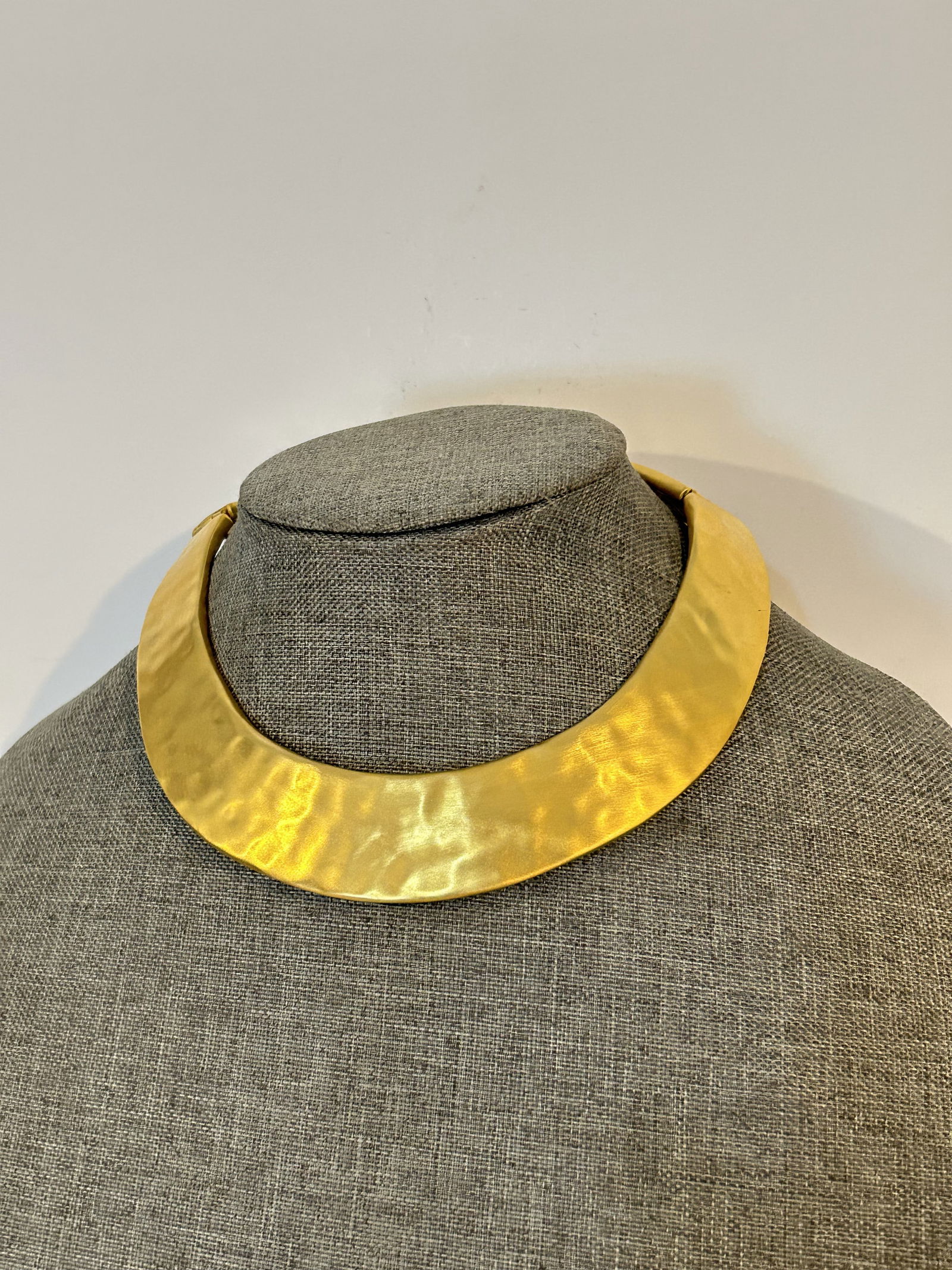 Authentic GIVENCHY Goldtone Wide Choker Coller Necklace 13": Authentic GIVENCHY Goldtone Wide Choker Coller Necklace 13" Please view all photos as they are part of the description and condition of this Item, Feel free to contact me with questions or picture req