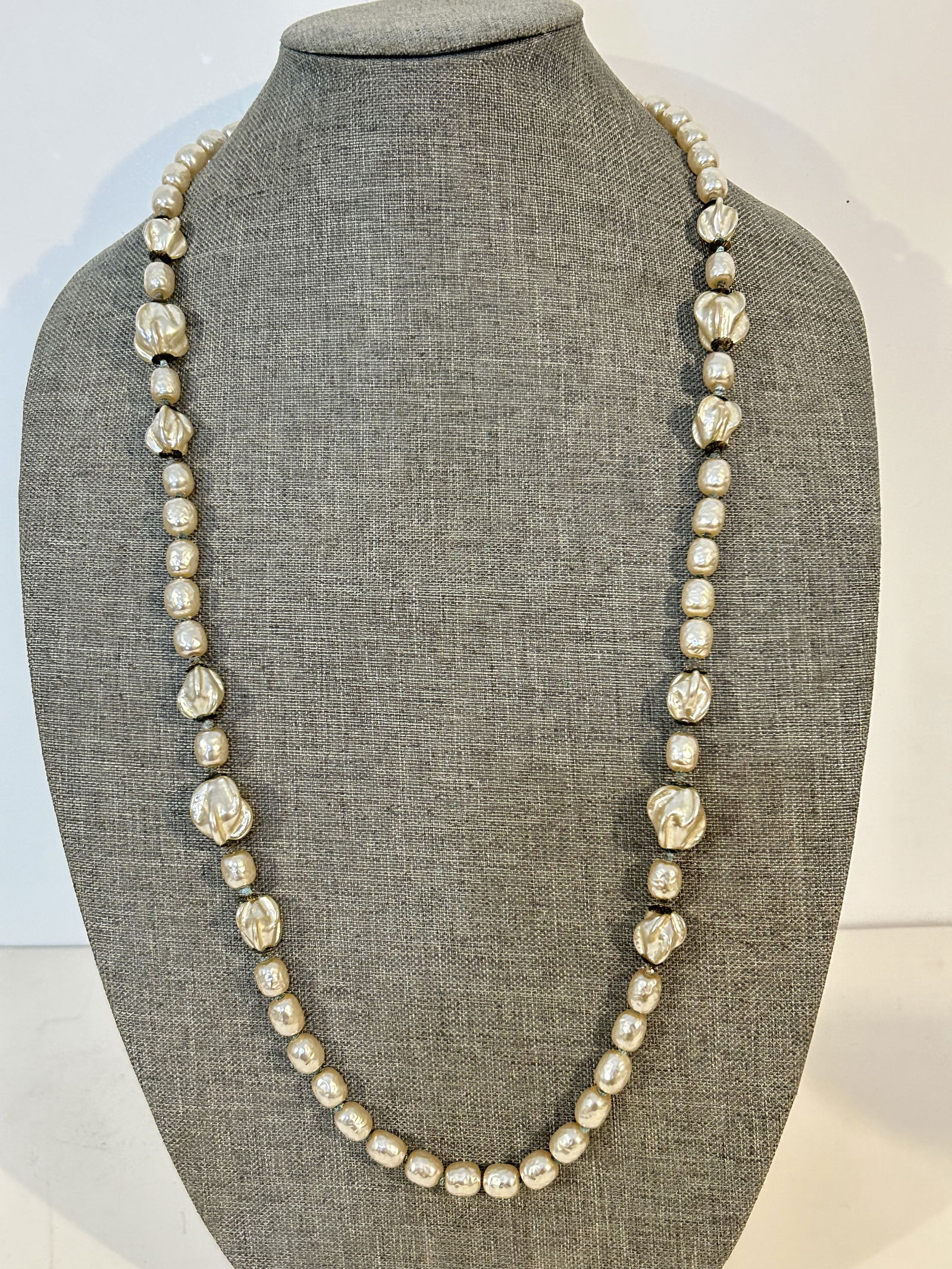 Vintage Miriam Haskell Pearl Necklace 33" (1 of 5)