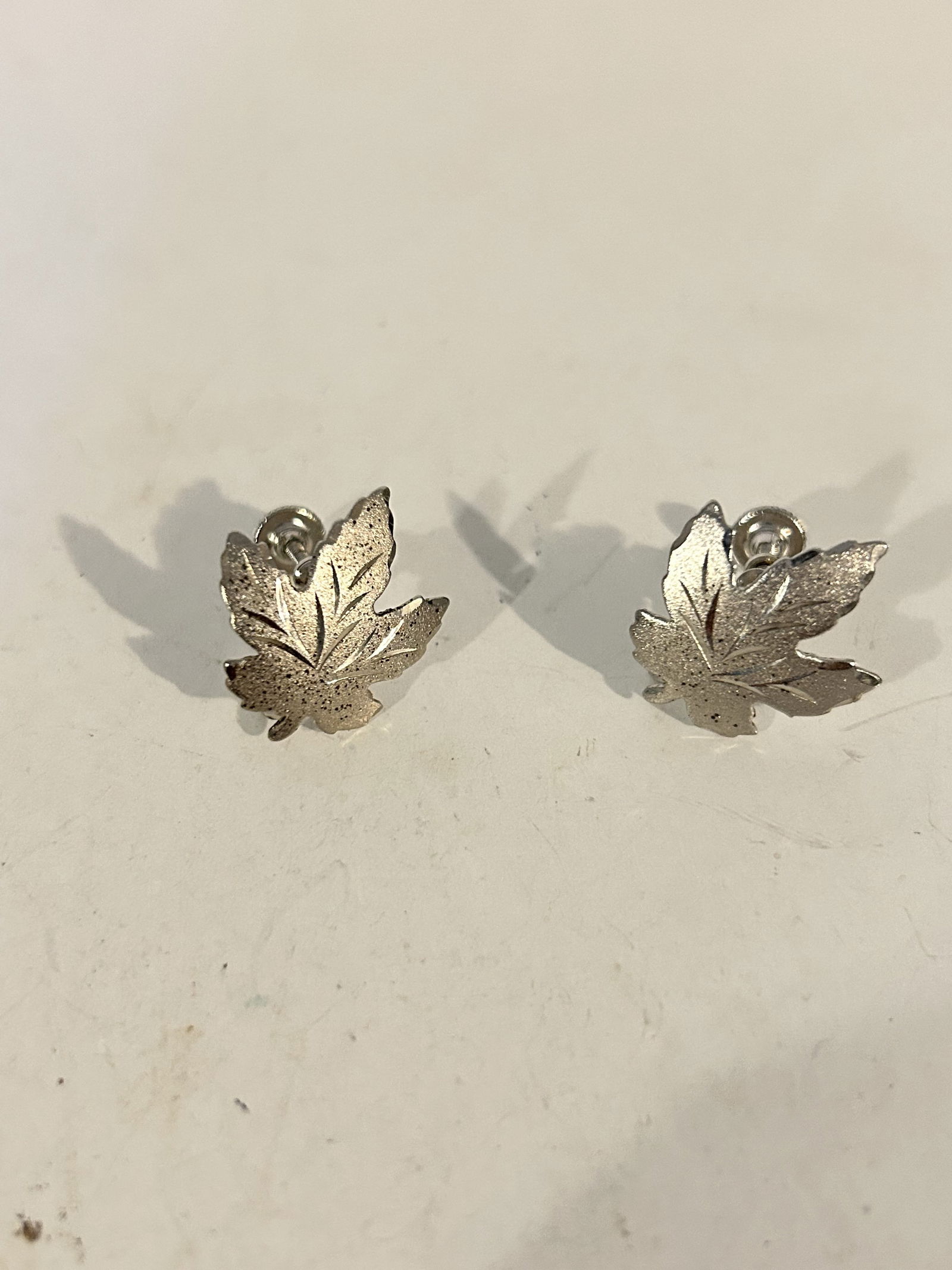 Vintage Sterling Silver leaf Earrings (1 of 4)