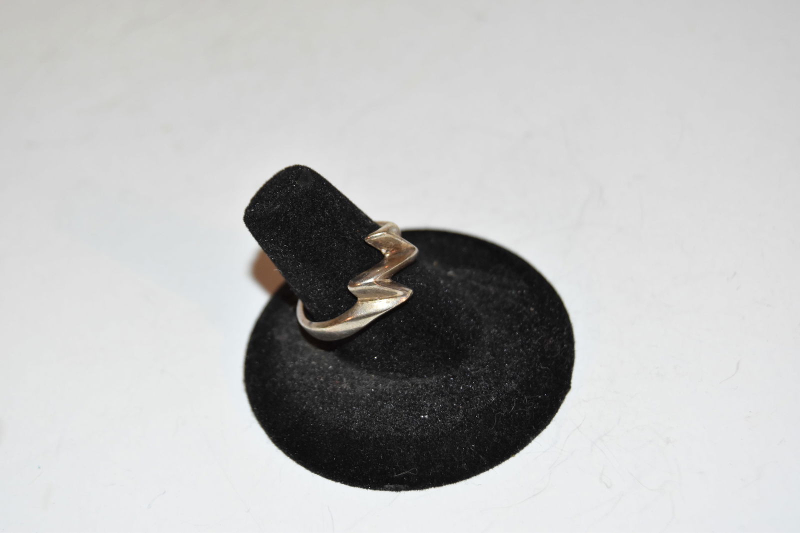 Vintage Sterling Silver modernist Ring sz 8 (1 of 4)