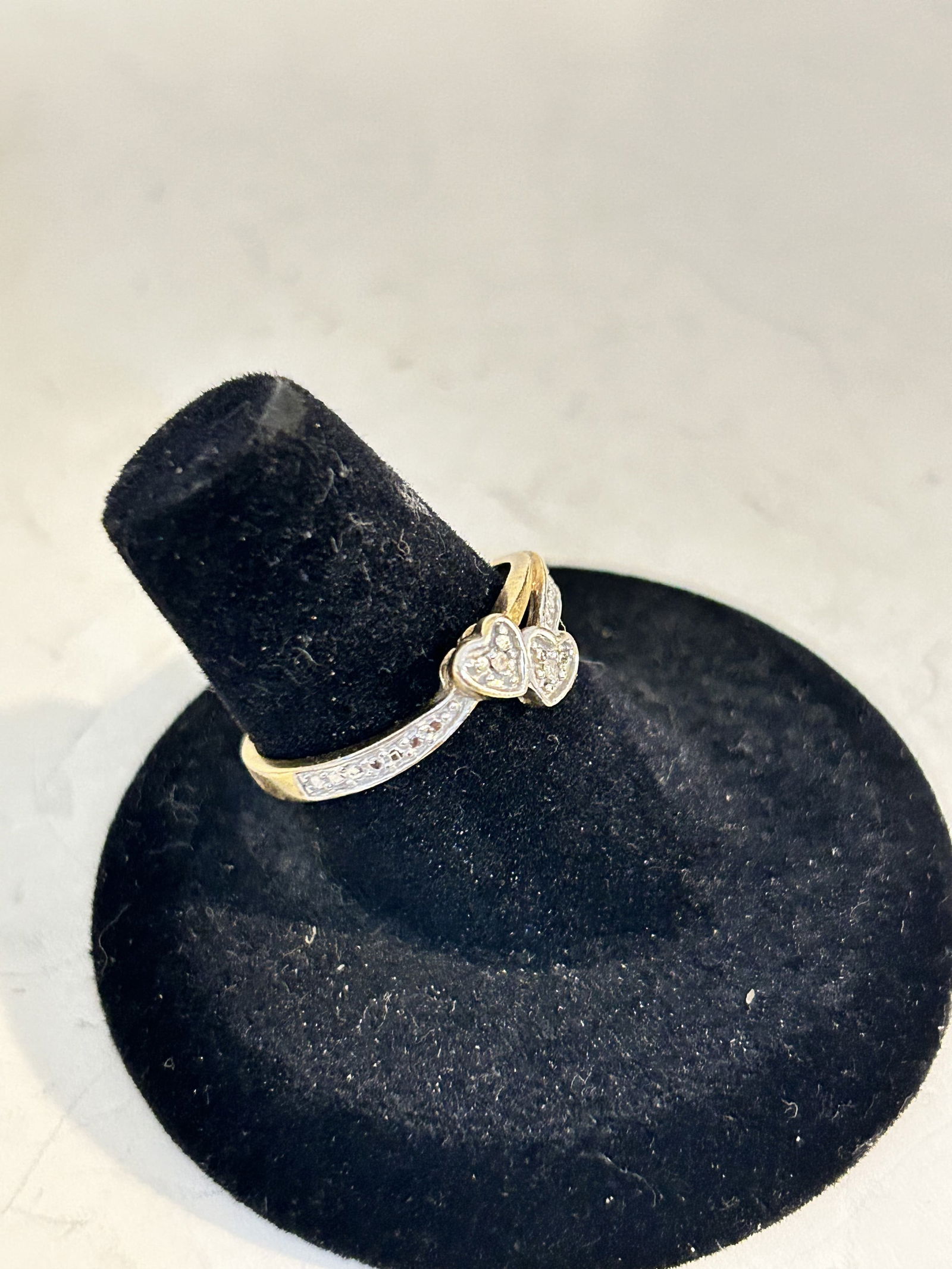Vintage 10K diamond heart Ring sz 7 (1 of 5)