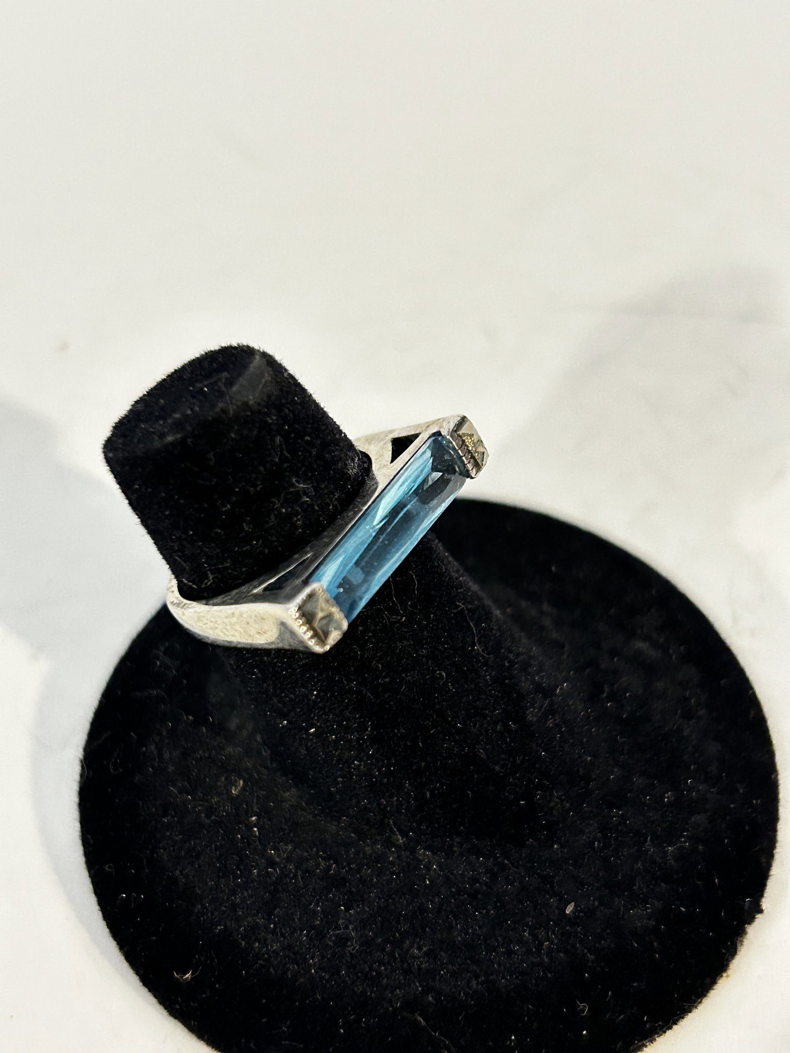 Vintage Sterling Silver gemstone Ring sz 5 (1 of 5)