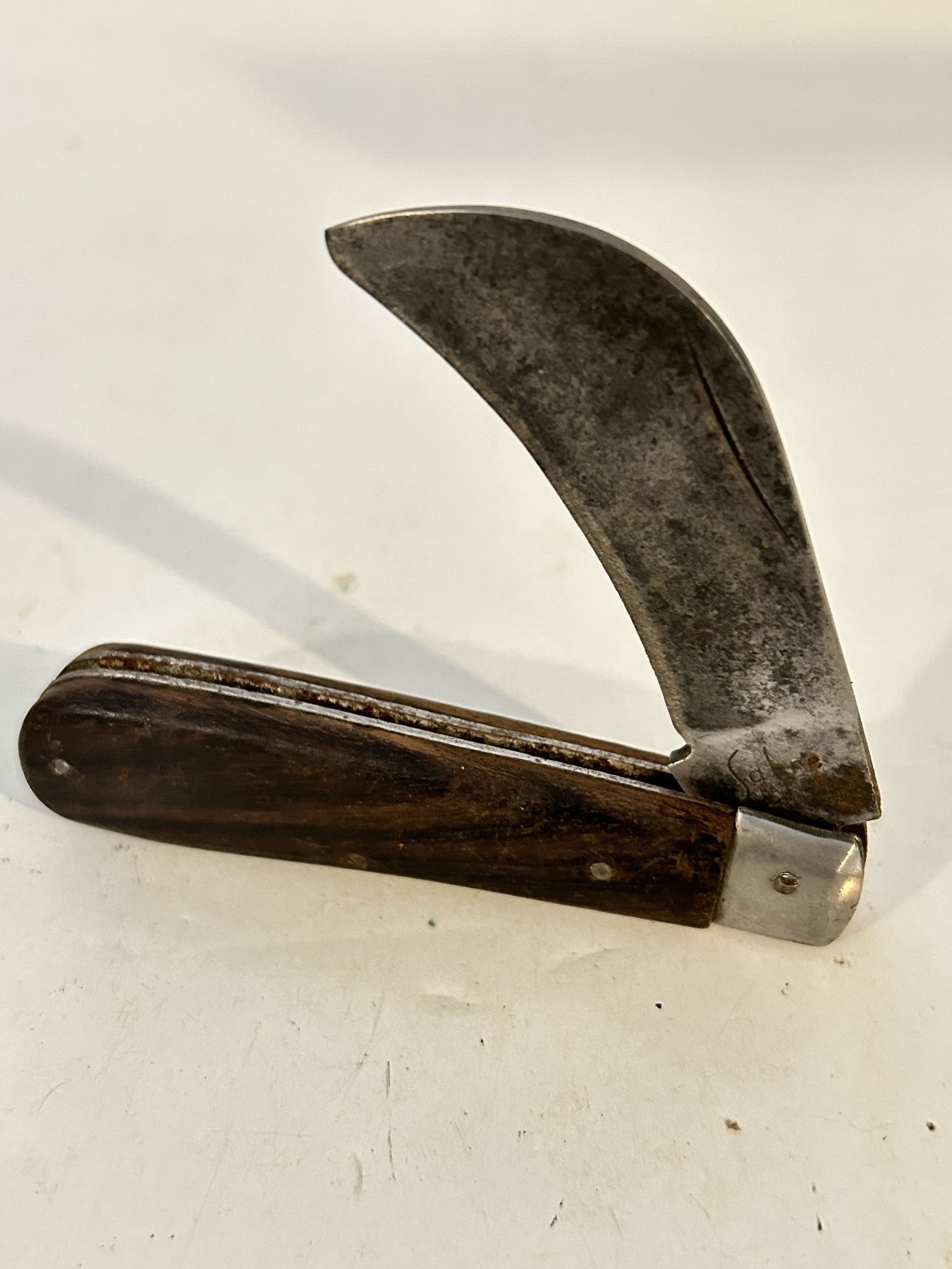 Vintage 1960's Sabre Hawkbill Folding Knife #45 Wood Handle Pruning/Pocket Japan: Vintage 1960's Sabre Hawkbill Folding Knife #45 Wood Handle Pruning/Pocket Japan Please view all photos as they are part of the description and condition of this Item, Feel free to contact me with que