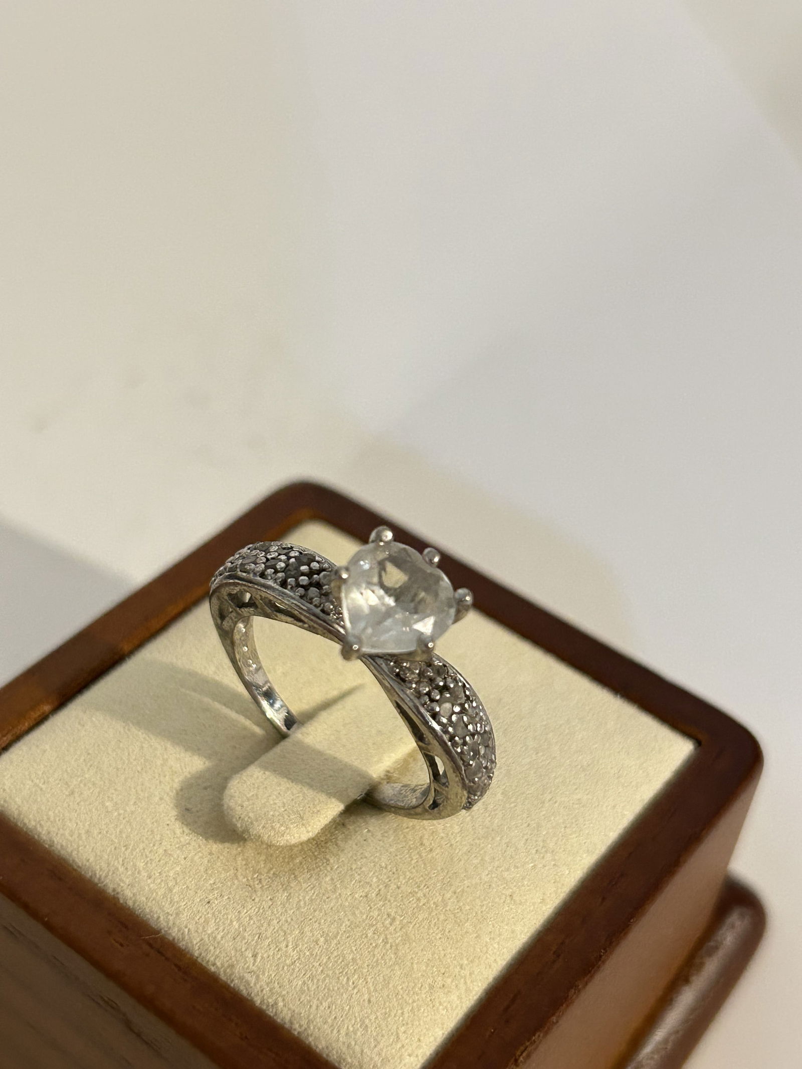 Vintage sterling Silver spinel heart Ring sz 8 (1 of 5)