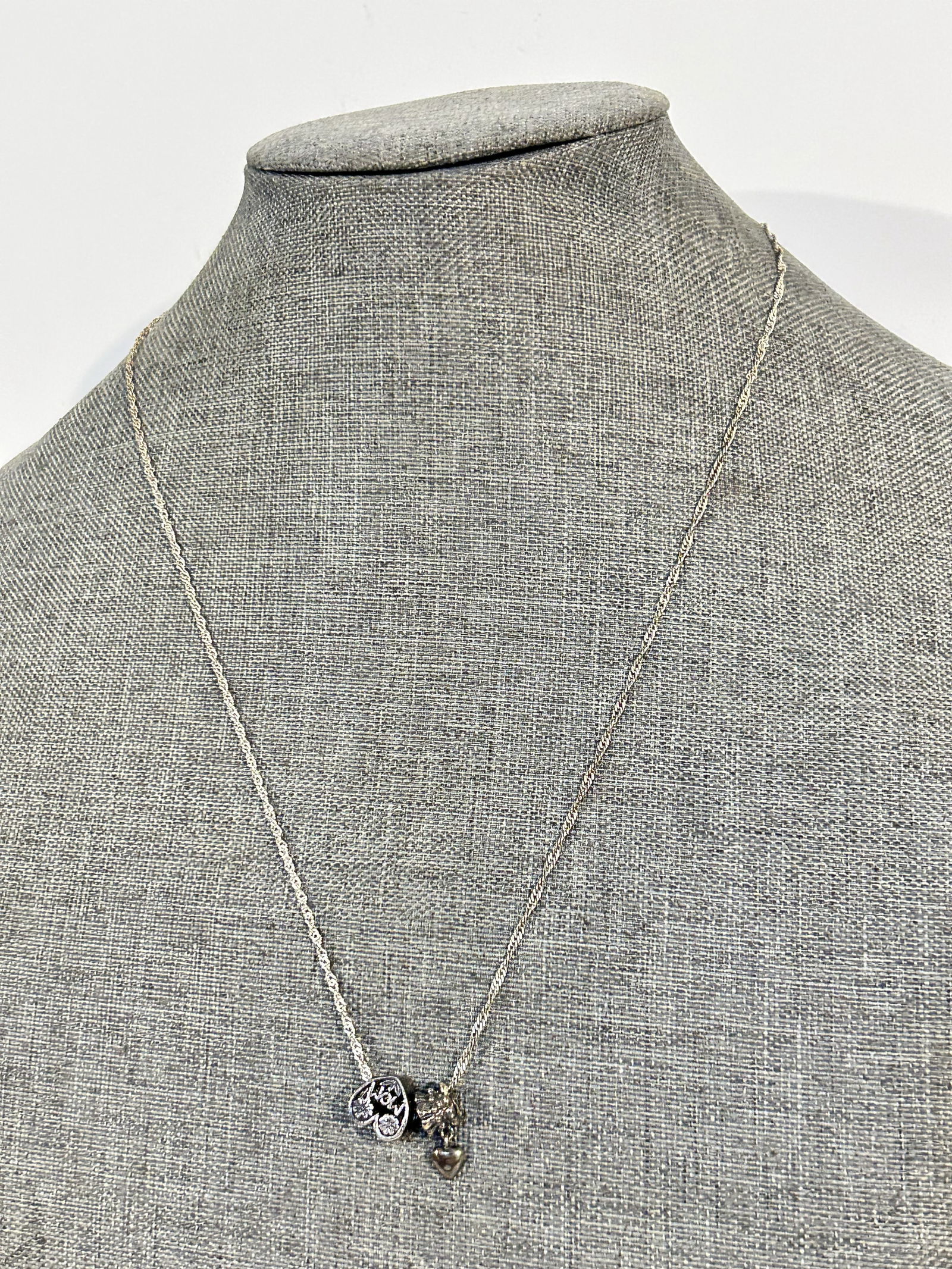 Vintage Sterling Silver Necklace & charms 23" (1 of 4)