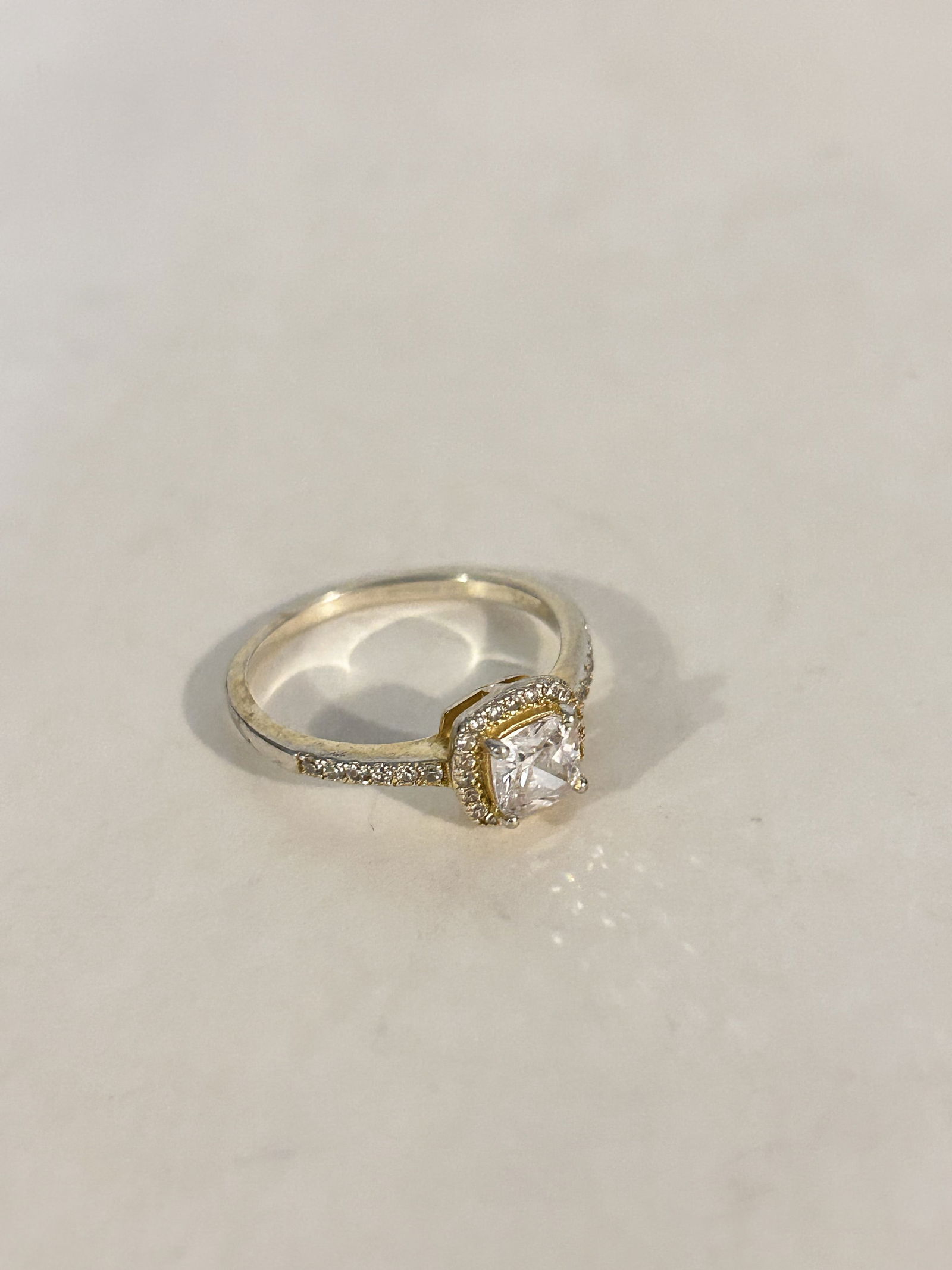 Vintage Sterling Silver tourmaline Ring sz 8 (1 of 3)