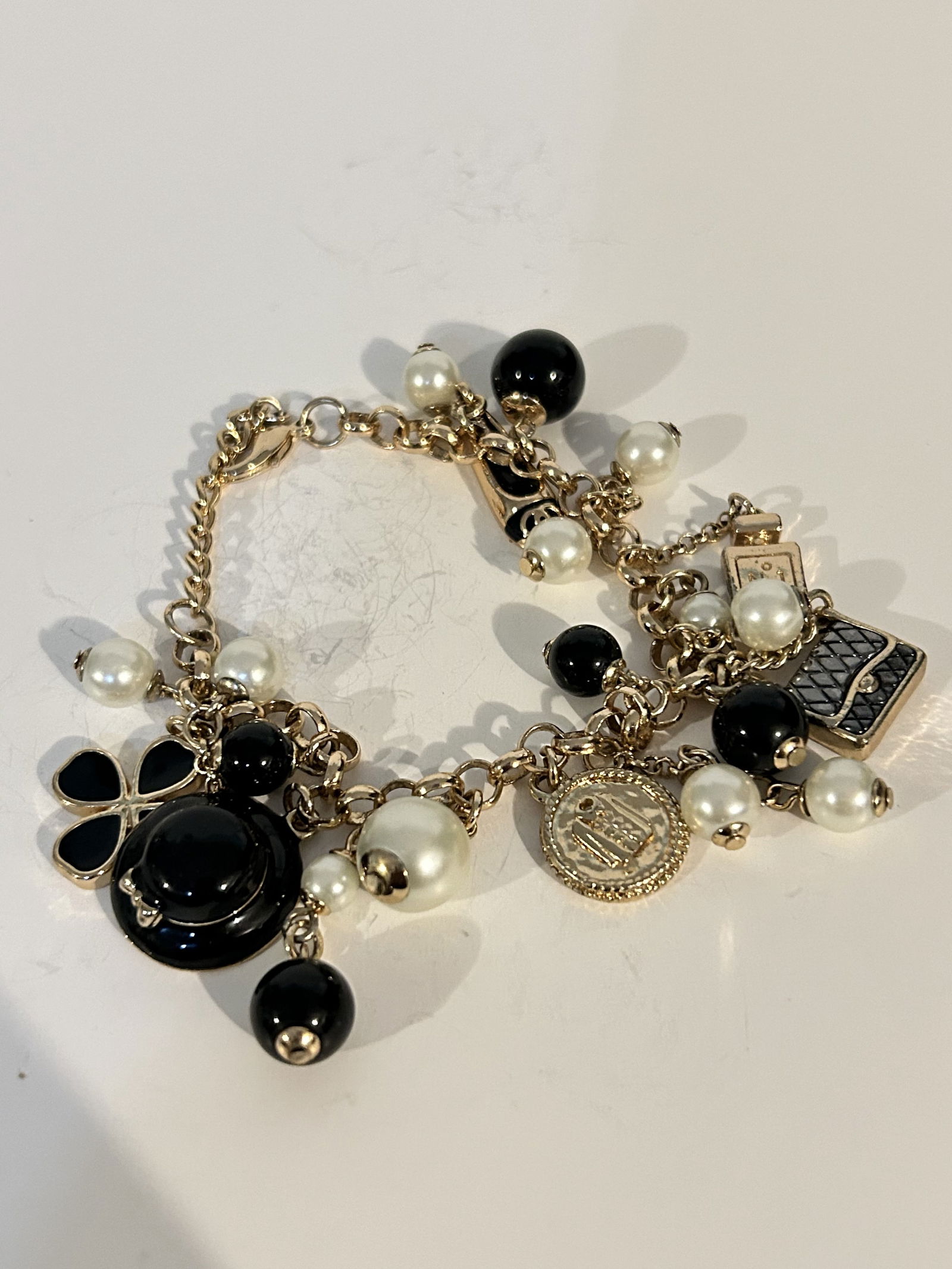 Vintage charms B&P Bracelet 8" (1 of 4)