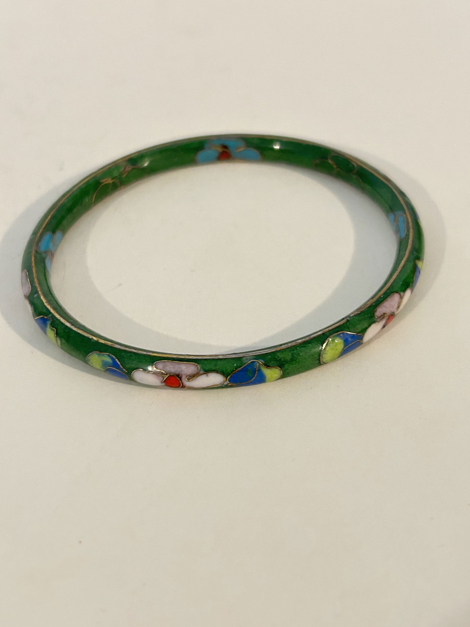 Vintage Chinese Cloisonne green Enamel Bangle Bracelet Floral Leafs Gold Rim 8" (1 of 4)