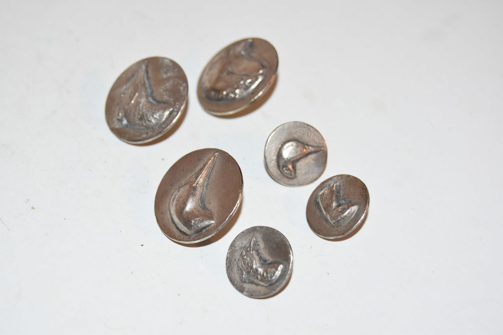 Vintage 6 sterling silver duck buttons signed Bishop (1 of 4)