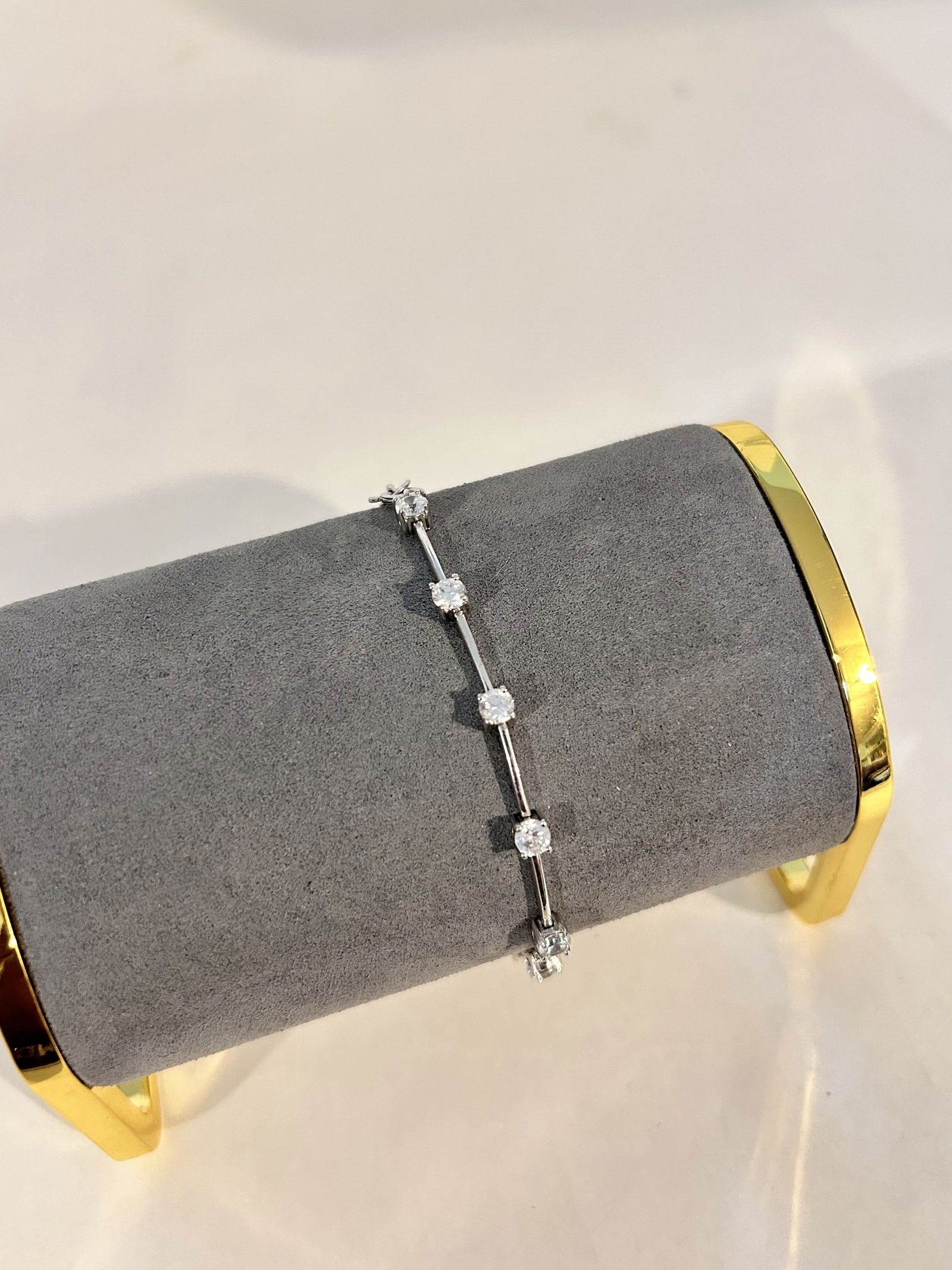 Vintage Sterling Silver rhinestone Bracelet 7" (1 of 4)