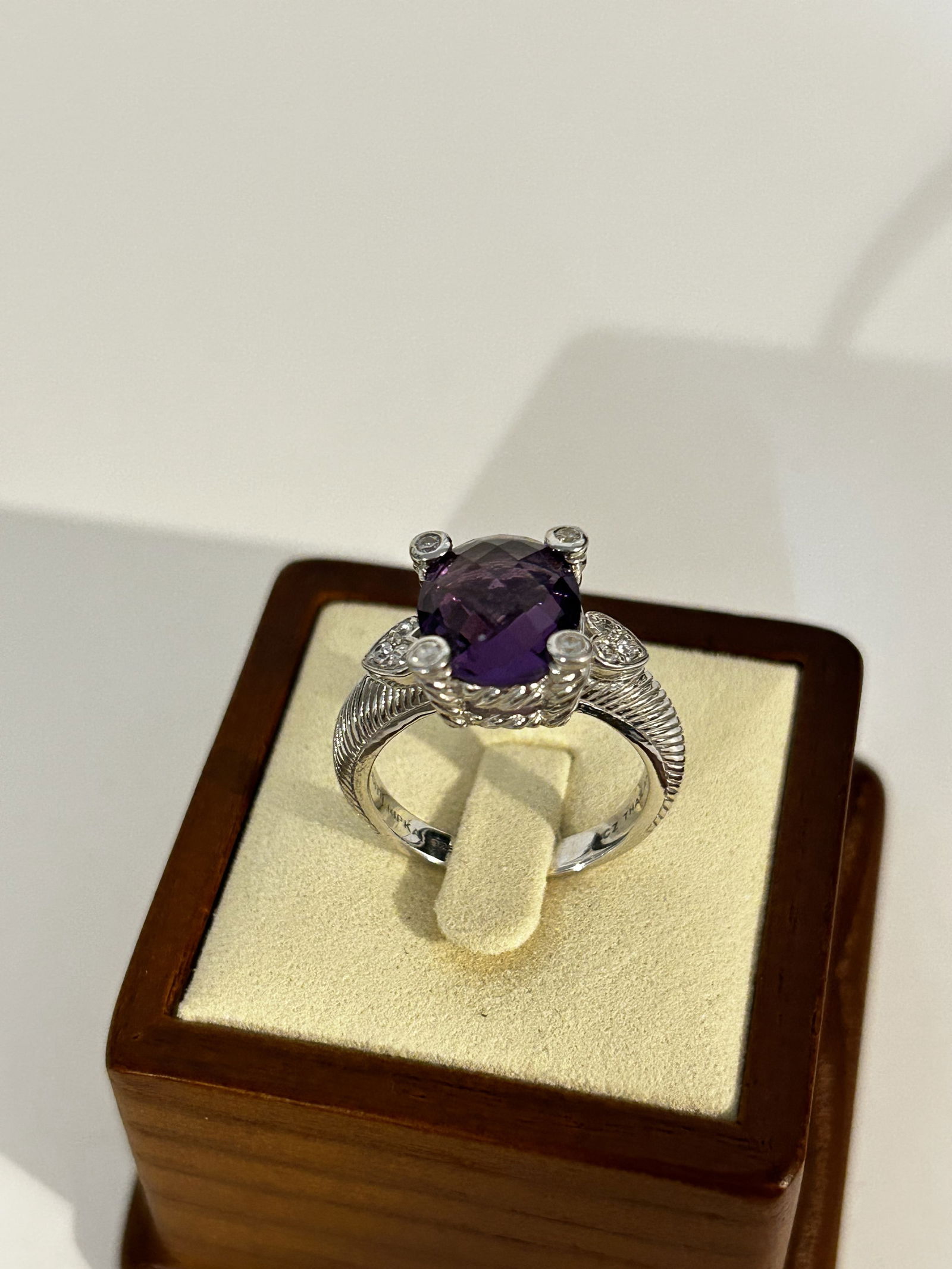 Vtg Judith Ripka 925 Sterling Silver Amethyst Ring sz 10 (1 of 5)